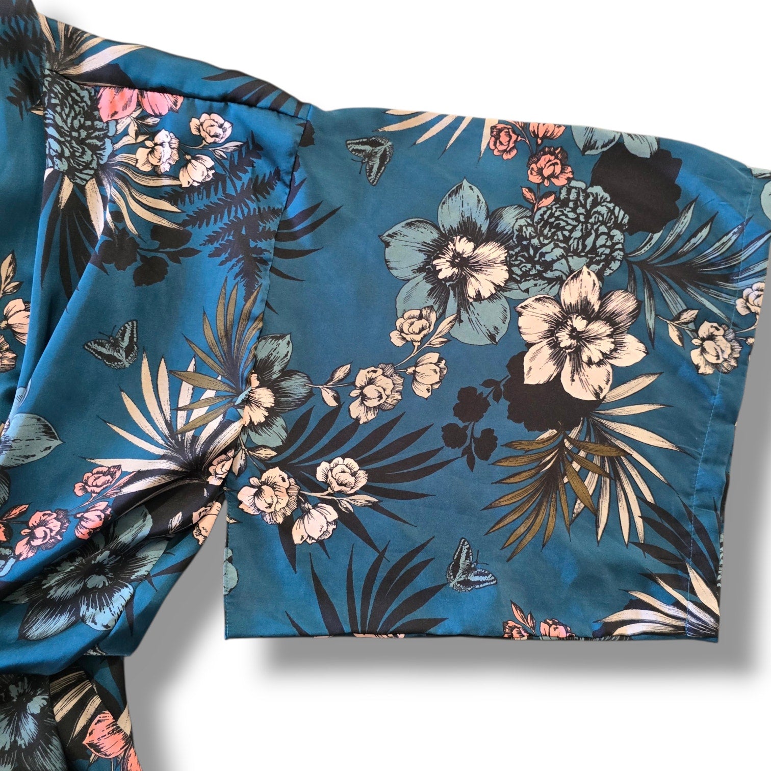 Midnight Bakery Teal Floral Satin Midi Robe Kimono – Medium/Large