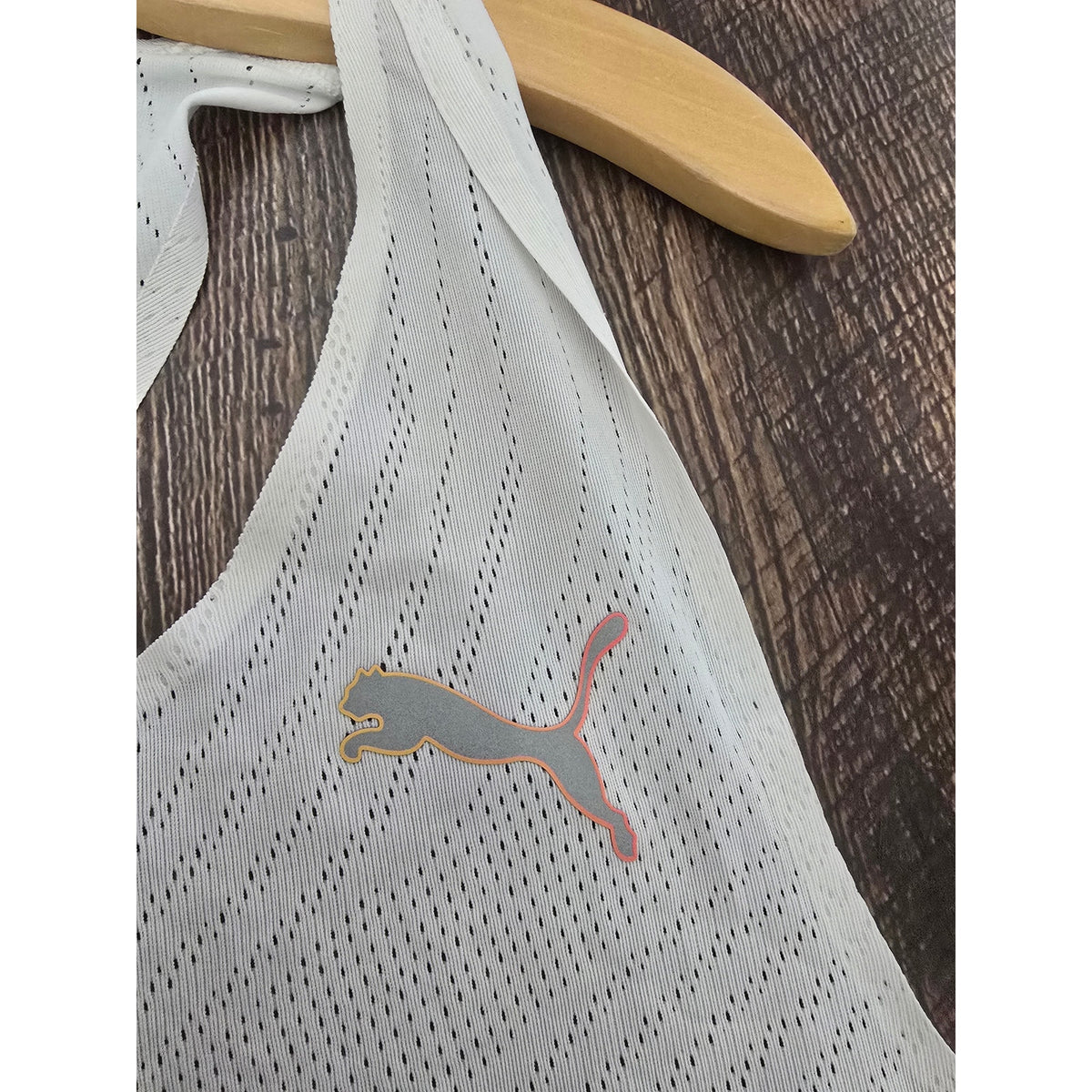 Puma ULTRASPUN Running Racerback Tank Top Women’s Size Large White Perforated