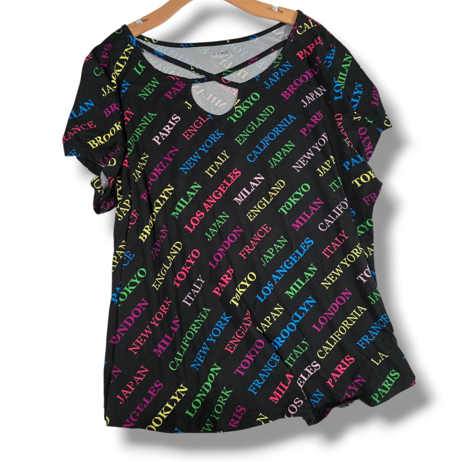 Joe Boxer Women’s plus size Multicolor City Print Crisscross Neck Top – Size 3X
