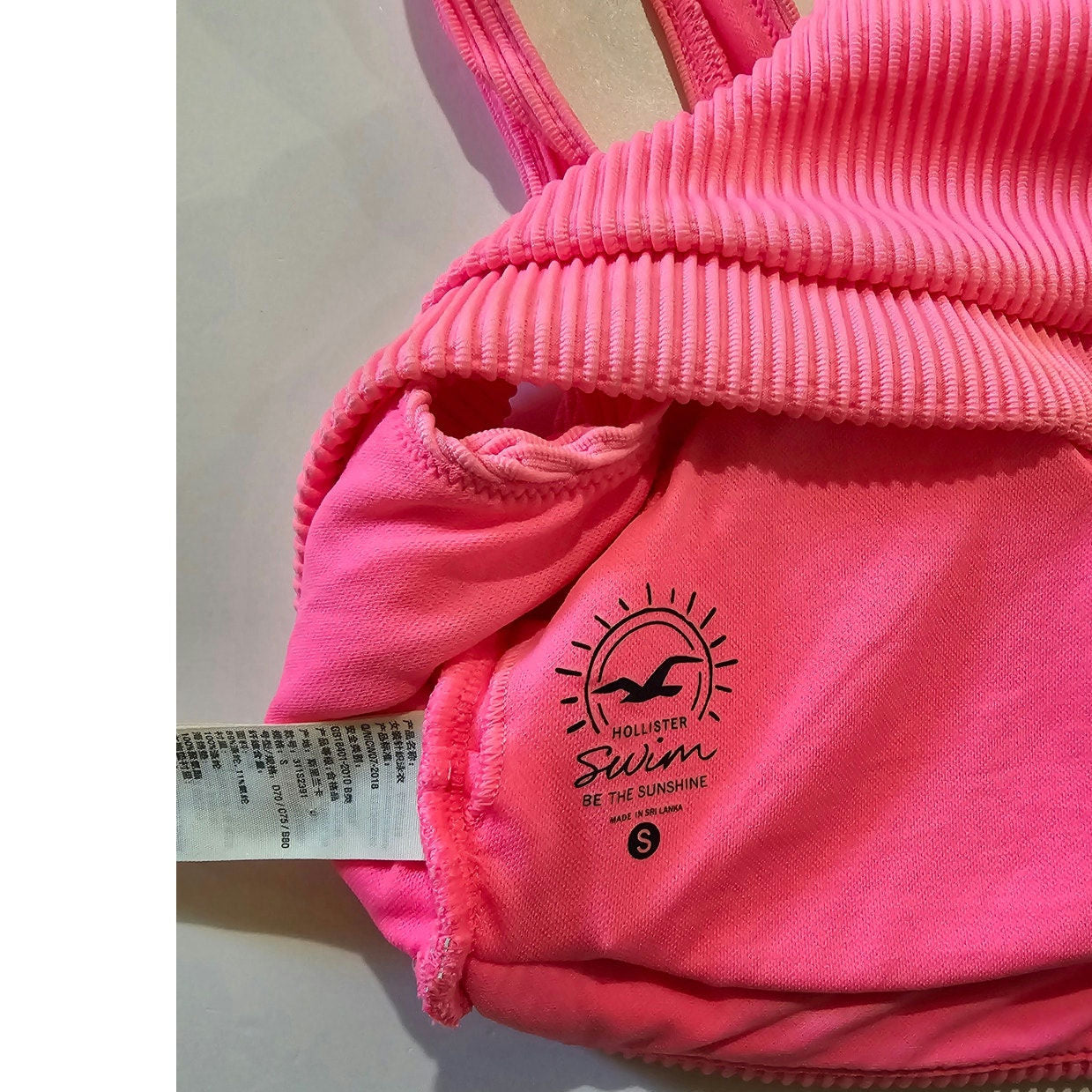 Hollister Women’s Pink Ribbed Scoop Neck Bikini Top - Small NWOT