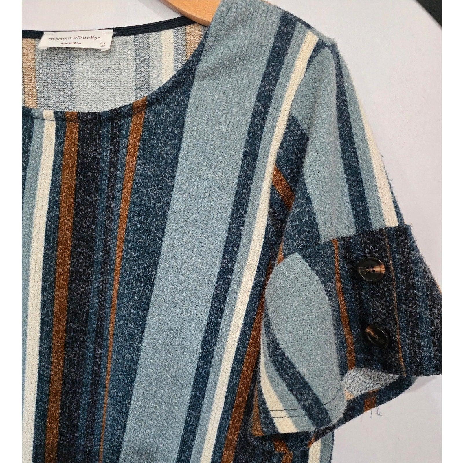 Modern Attraction Striped Tie-Front Top Large Blue Brown Flutter Sleeve