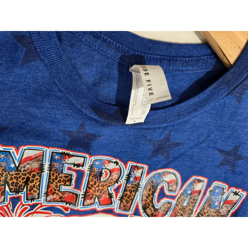 CODE FIVE LAT Apparel Women’s Blue Patriotic Graphic T-Shirt – Large