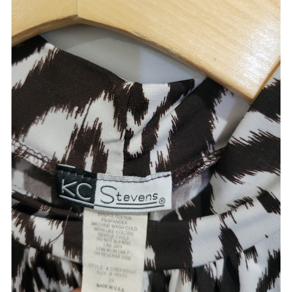 KC Stevens Women's Plus Size brown & White high neck sleeveless blouse - 2x