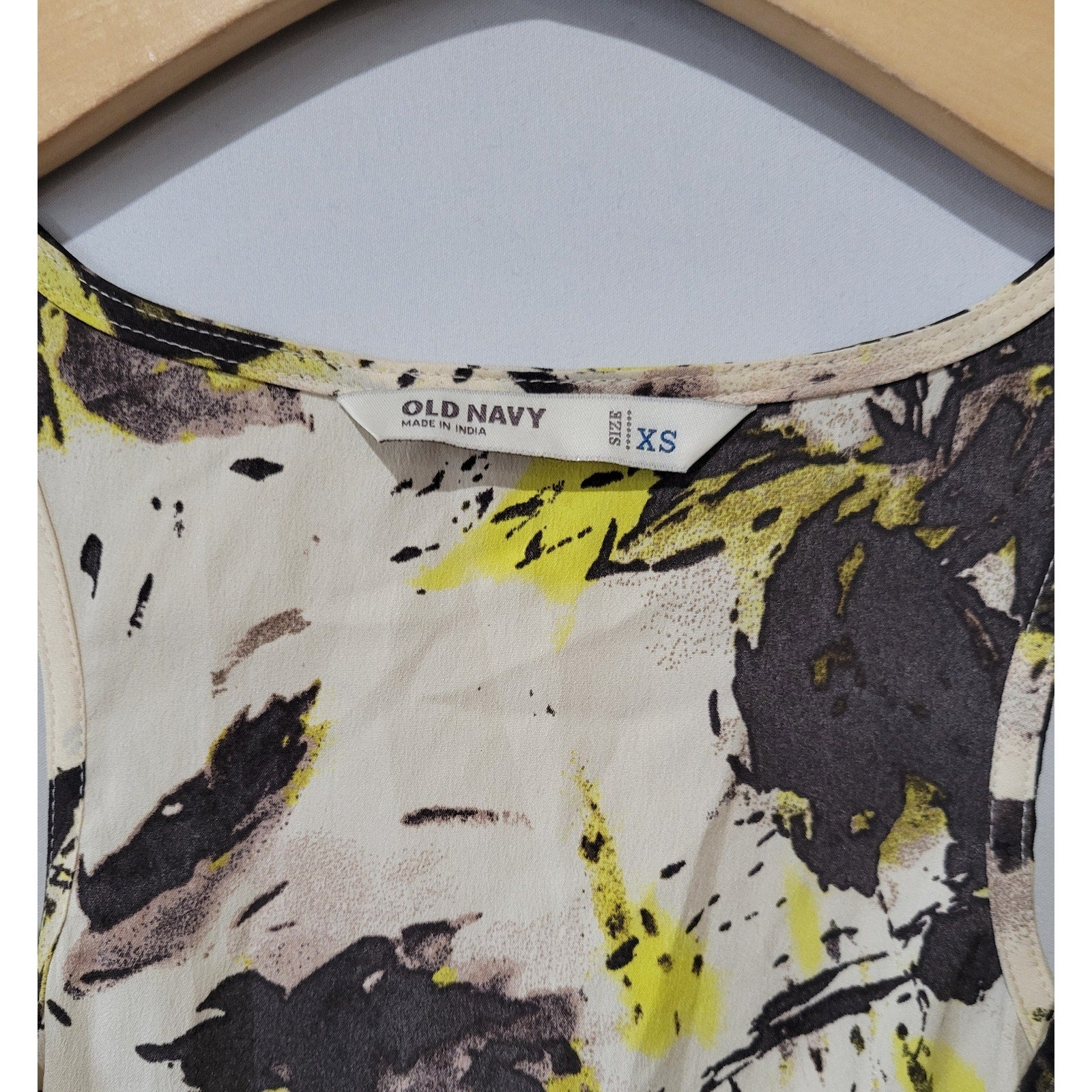 Old Navy Women’s Yellow Black Floral Layered Sleeveless Blouse – XS, Polyester