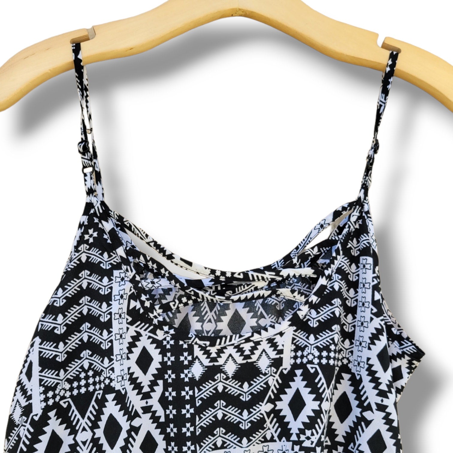 Arizona Jean Co Women’s Sleeveless Romper Black White Print Small Polyester