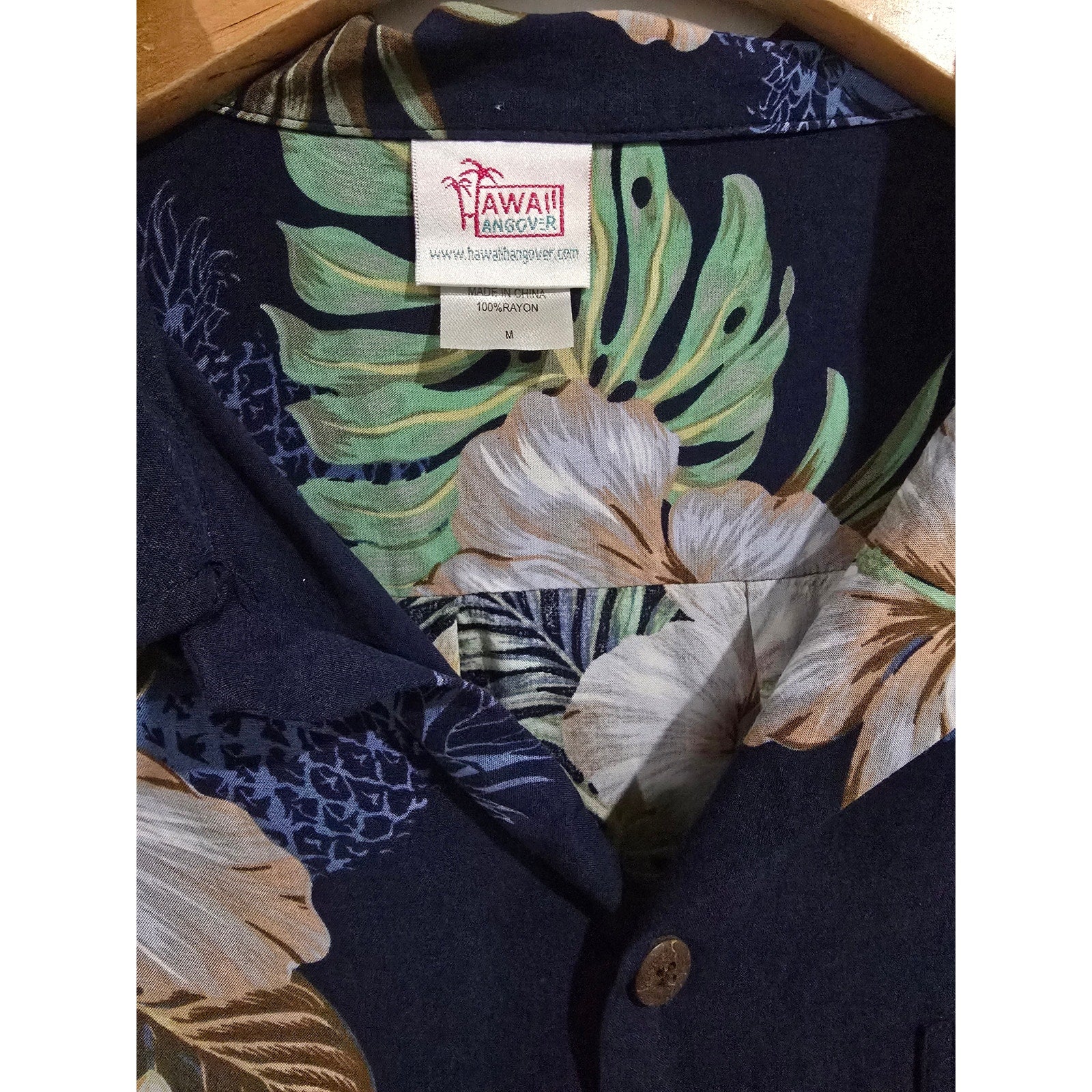 Hawaii Hangover Men’s Navy Tropical Floral Hawaiian Shirt Rayon Medium