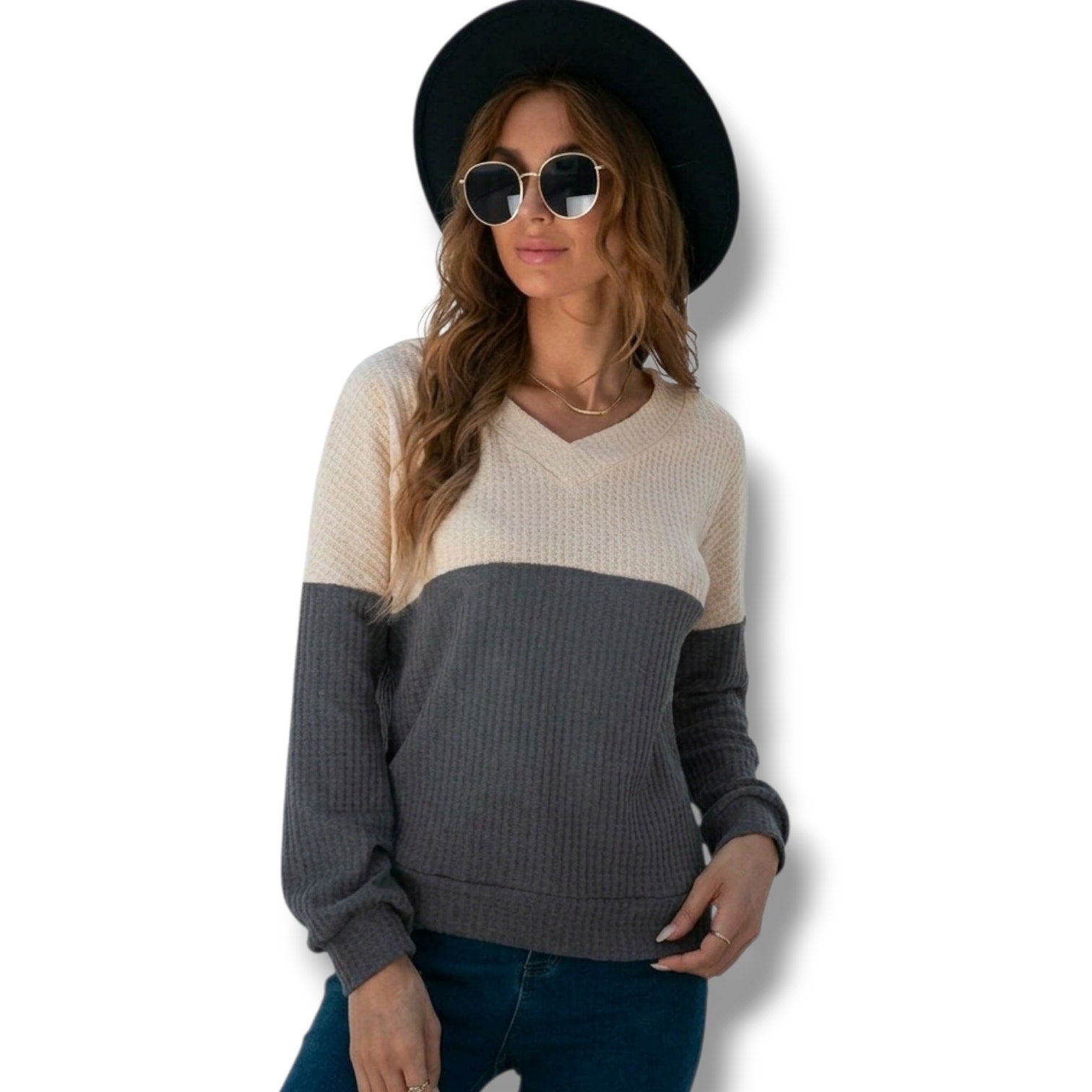 Women’s Ivory & Gray Colorblock Waffle Knit Sweater – Size Medium