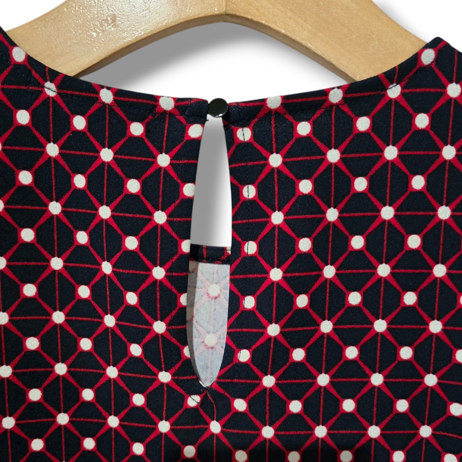 Banana Republic Women’s Burgundy Geometric Sleeveless Shift Dress – Size Small