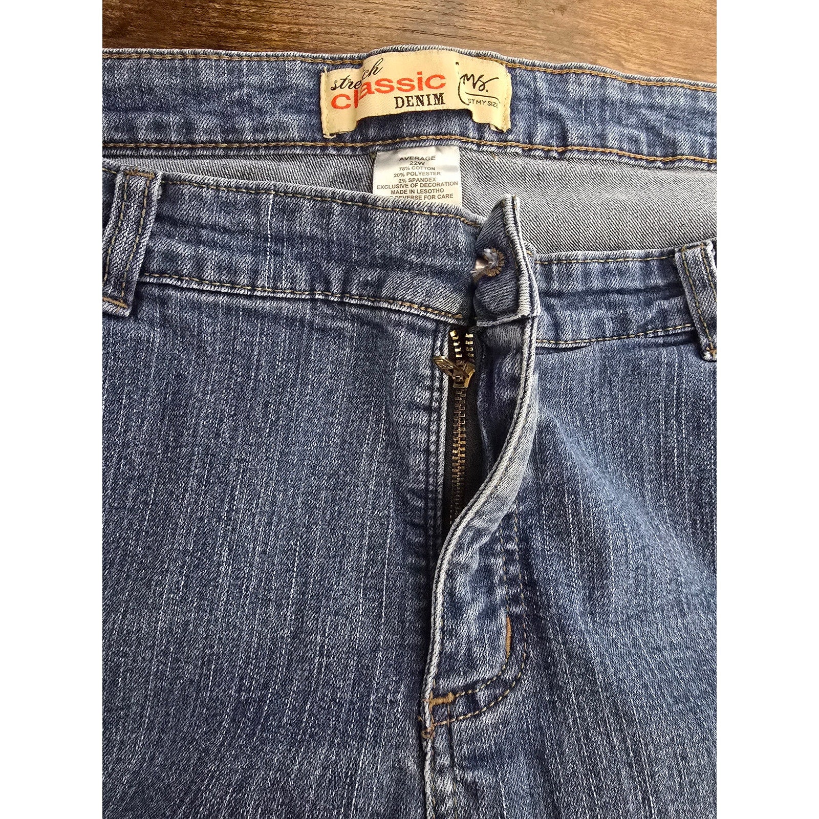 Just My Size JMS Women's 22W Stretch Classic Denim Medium Wash Straight Jeans
