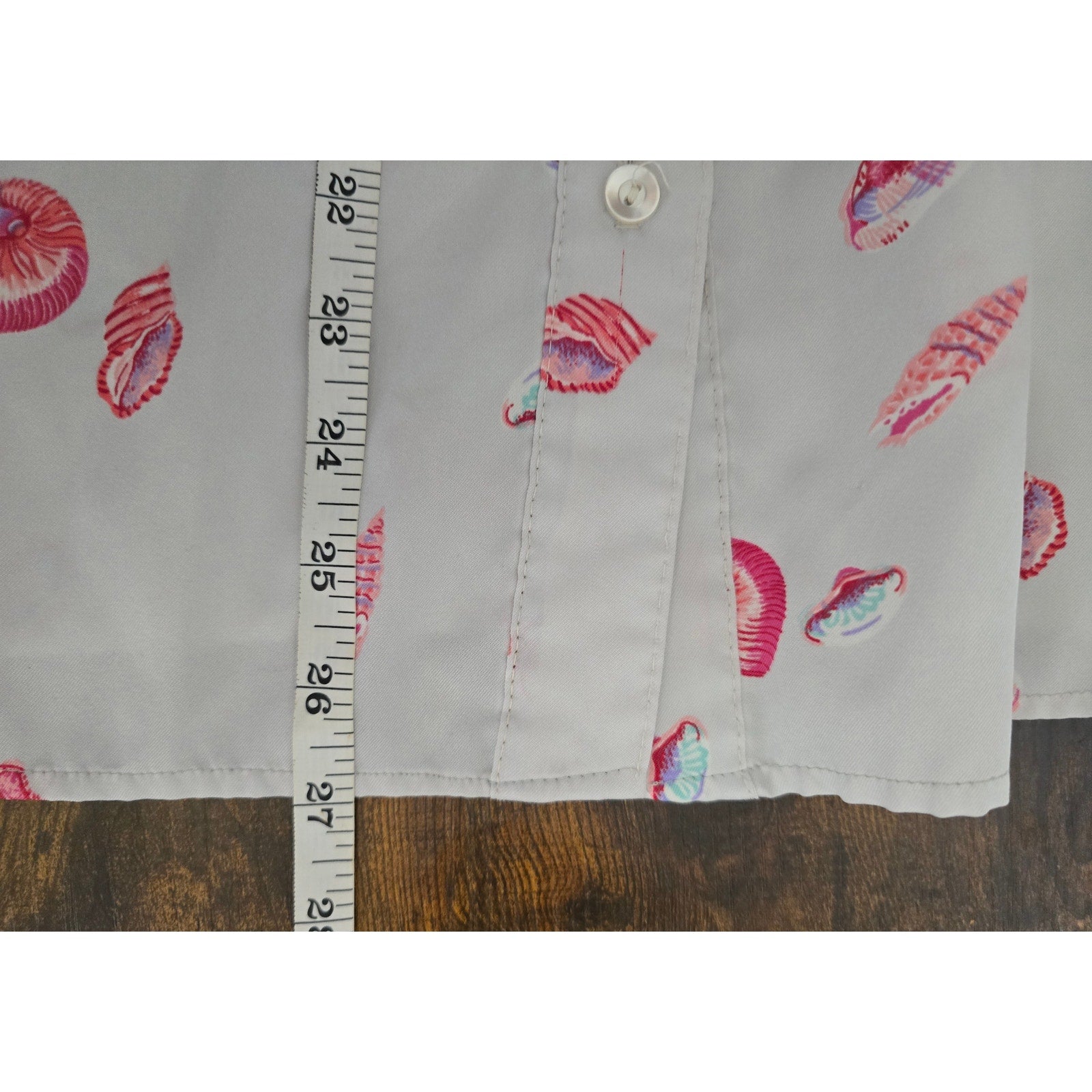 Cadisport Women's Vintage White Pink Nautical Seashell Button Down Shirt