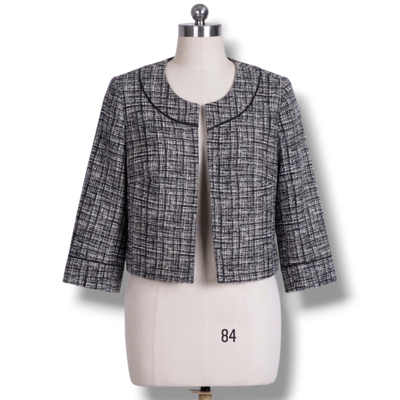 White House Black Market Women's Black White Textured Snap Front Crop Jacket