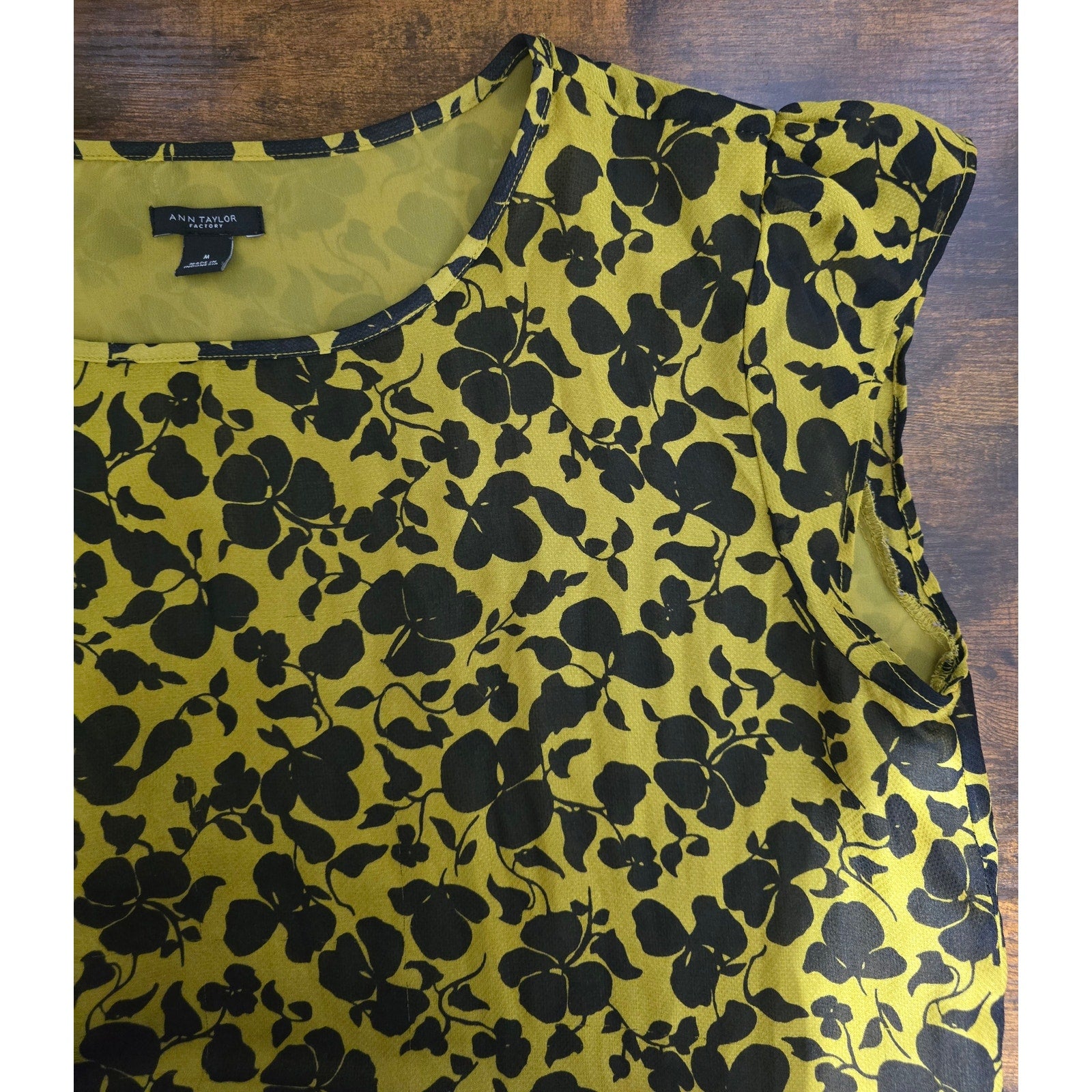 Ann Taylor Factory Women's Size Medium Chartreuse Yellow Black Floral Peplum Top