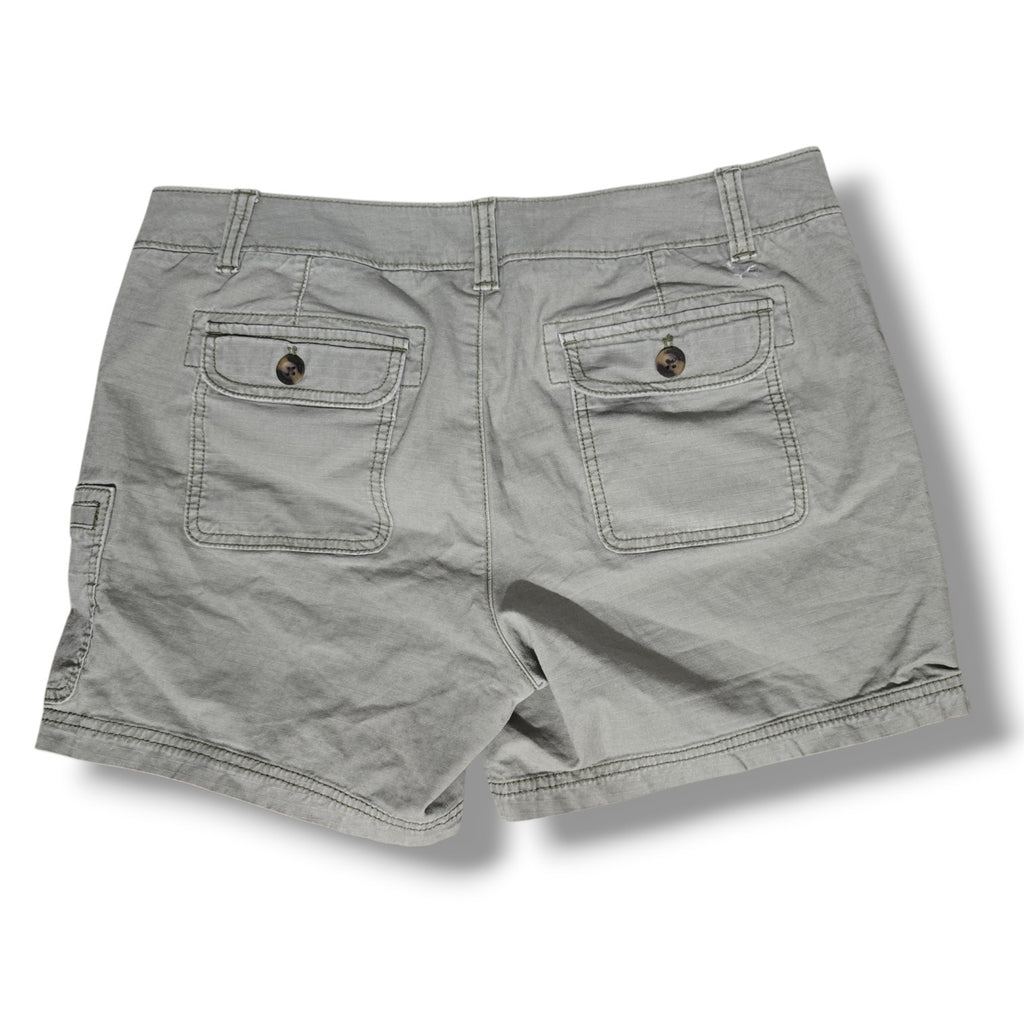 Eddie Bauer Women's Size 10 Specially Dyed Olive Green Cargo Outdoor Shorts