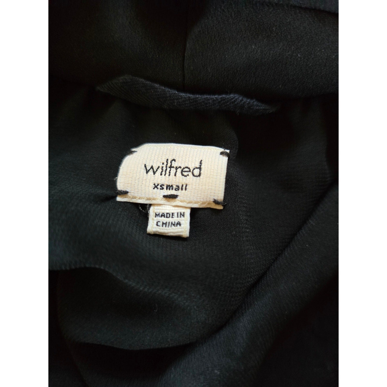 Wilfred Aritzia Black Sleeveless V-Neck Wrap Dress with Pockets Size XS