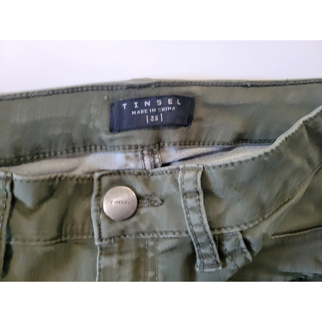 Tinsel women's military green Brian Moto Detail skinny fit pants - size 25