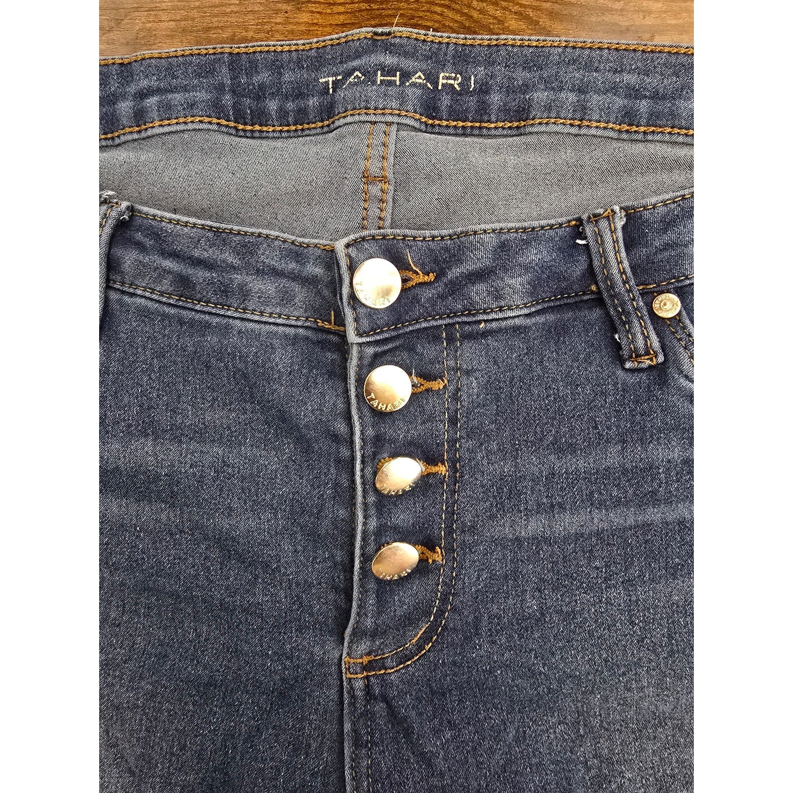 Tahari Women's Size 18W Medium Wash Exposed Button Fly Skinny Ankle Jeans