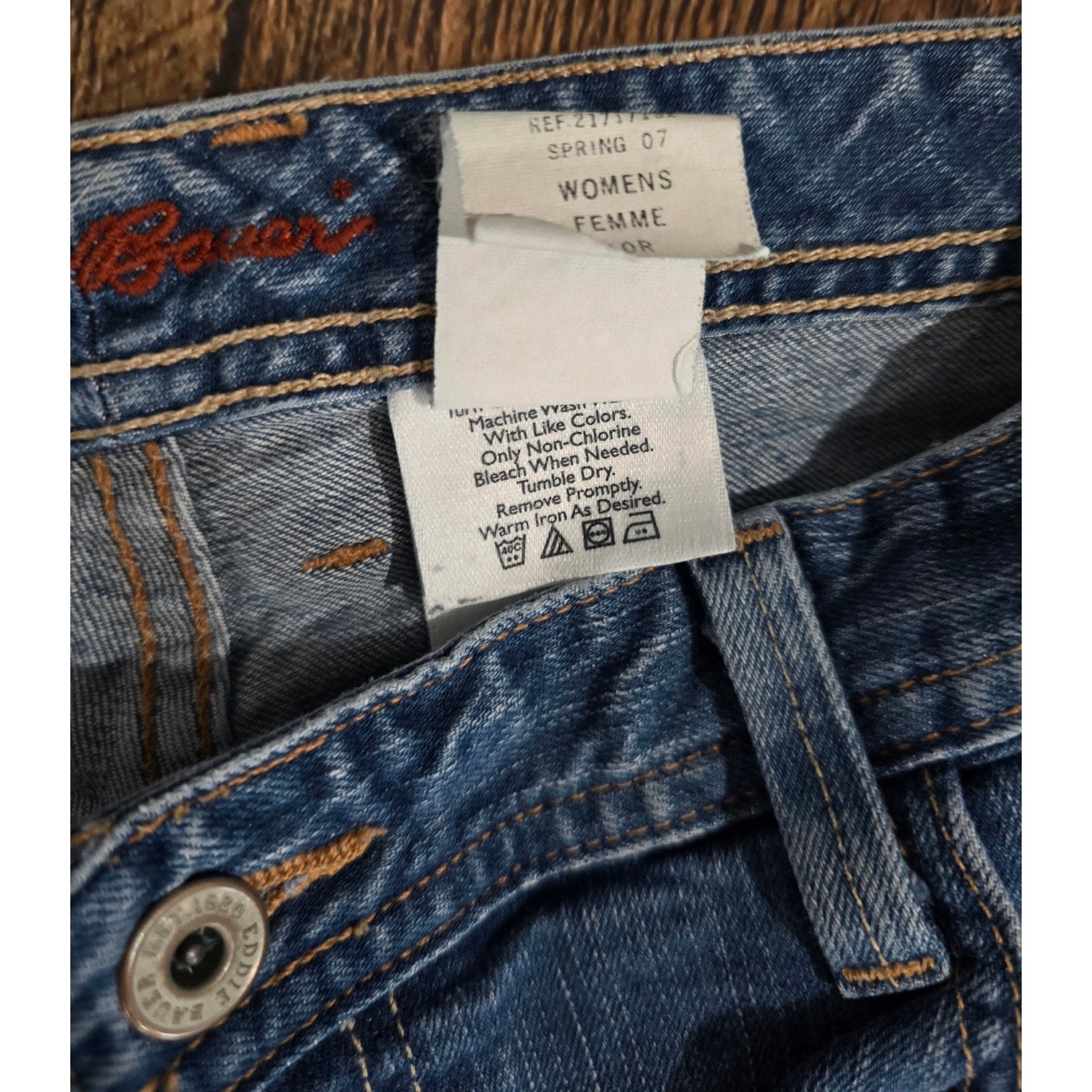 Eddie Bauer Vintage 2007 Embroidered Mid-Rise Flare Jeans Size 10R