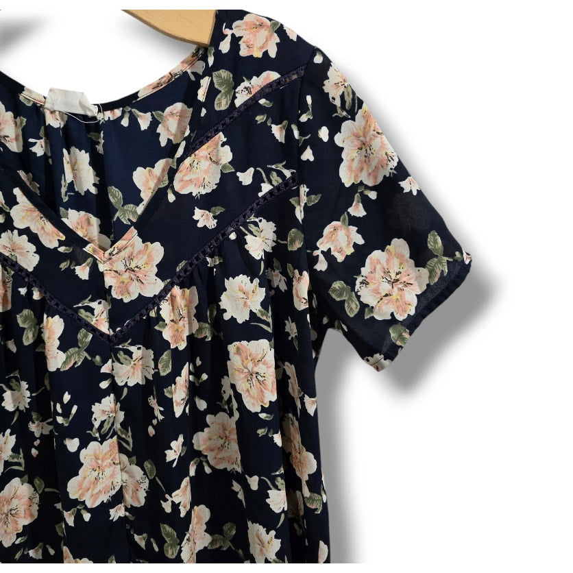 Sienna Sky Women’s Blue Floral Short Sleeve Blouse – Size Small, Polyester