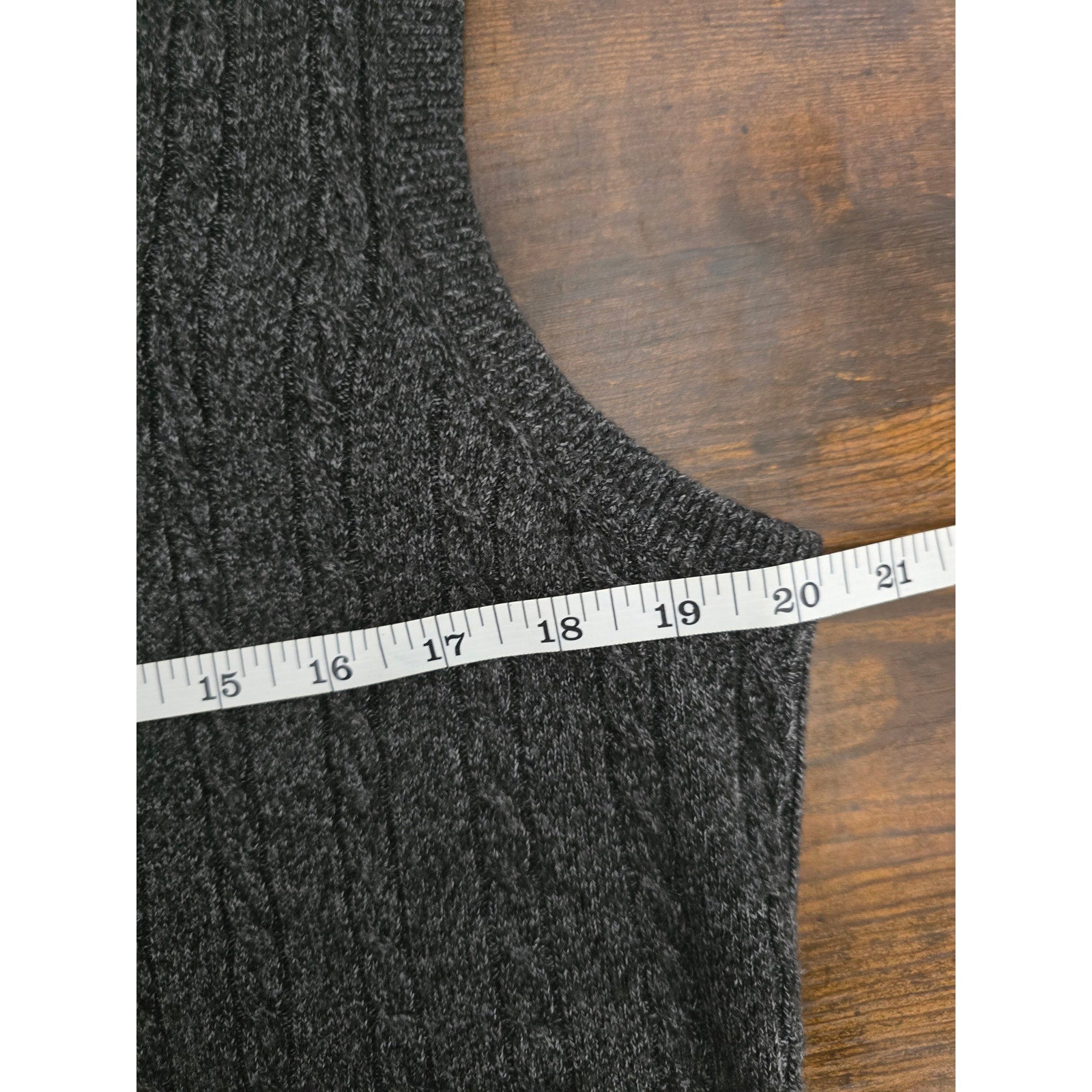Dockers Men's Size M Charcoal Gray Heather Cable Knit V-Neck Sweater Vest