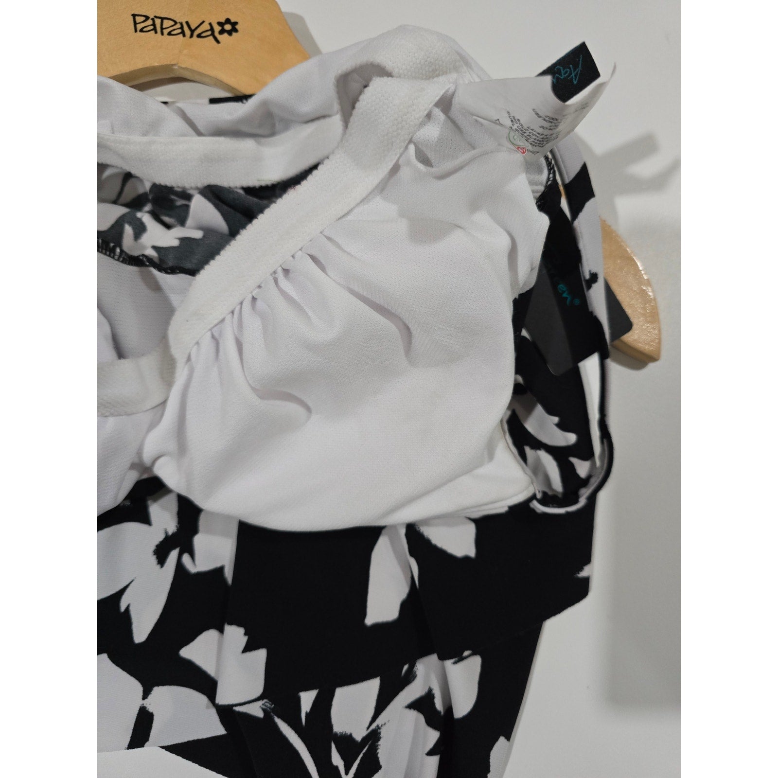 Aqua Green Women’s Black White Floral Tiered Tankini Swim Top Small NWOT
