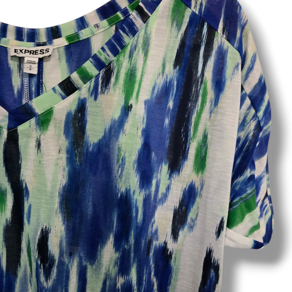 Express Blue & Green Ikat Print Button-Back V-Neck Blouse – Small NWT
