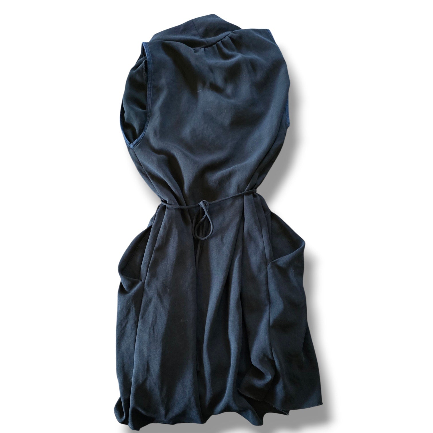 Wilfred Aritzia Black Sleeveless V-Neck Wrap Dress with Pockets Size XS