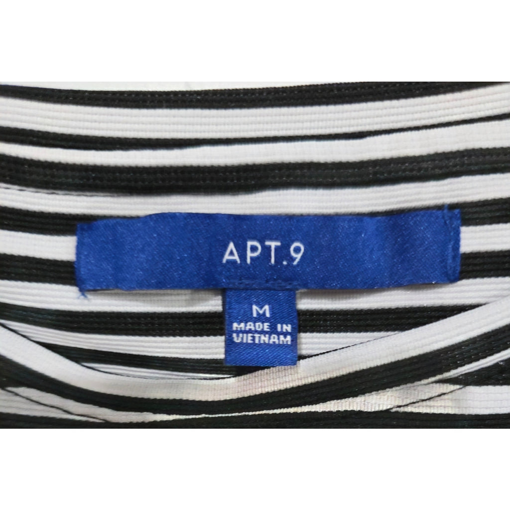 Apt. 9 Women’s Black & White Striped Fit & Flare Knit Dress – Size Medium