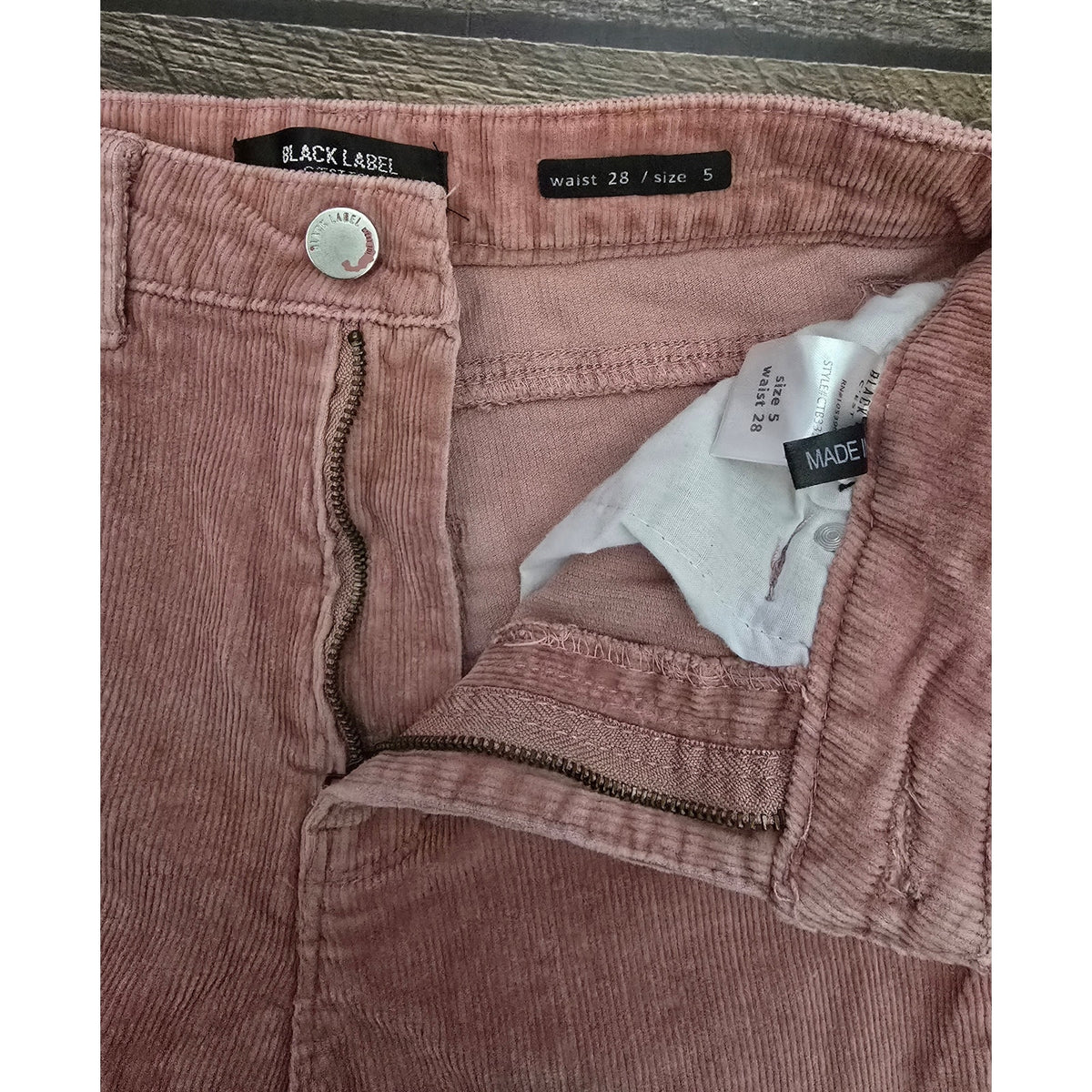 C'est Toi Black Label women's Dusty Rose Corduroy Skinny Pants Size 5 / 28