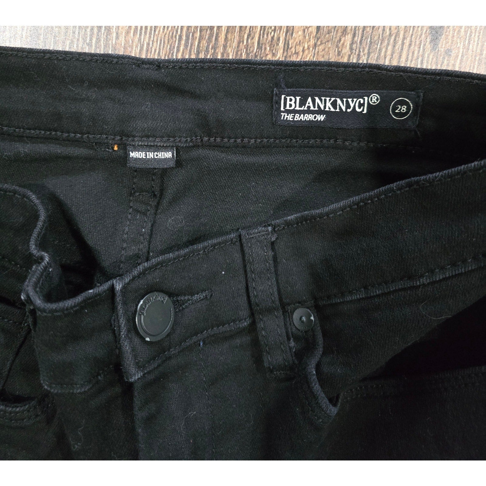 [BLANKNYC] The Barrow Vintage High-Rise Black Denim Shorts – Size 28