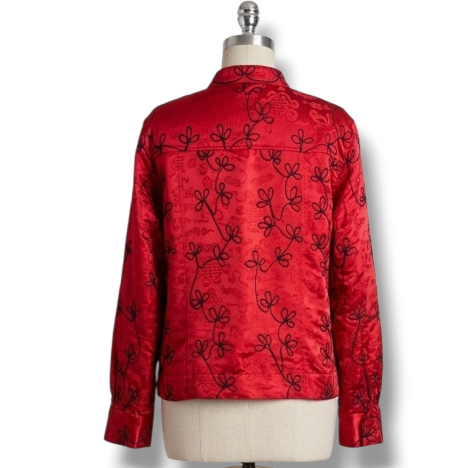 Chico's Design Vintage Women's Size 3 Red Silk Black Embroidered Zip Jacket