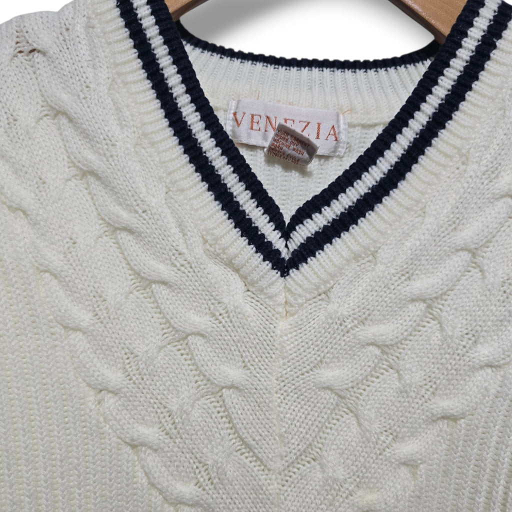 Venezia Jeans Co. Women's Plus Size 14/16 cream Cable Knit V-Neck Sweater