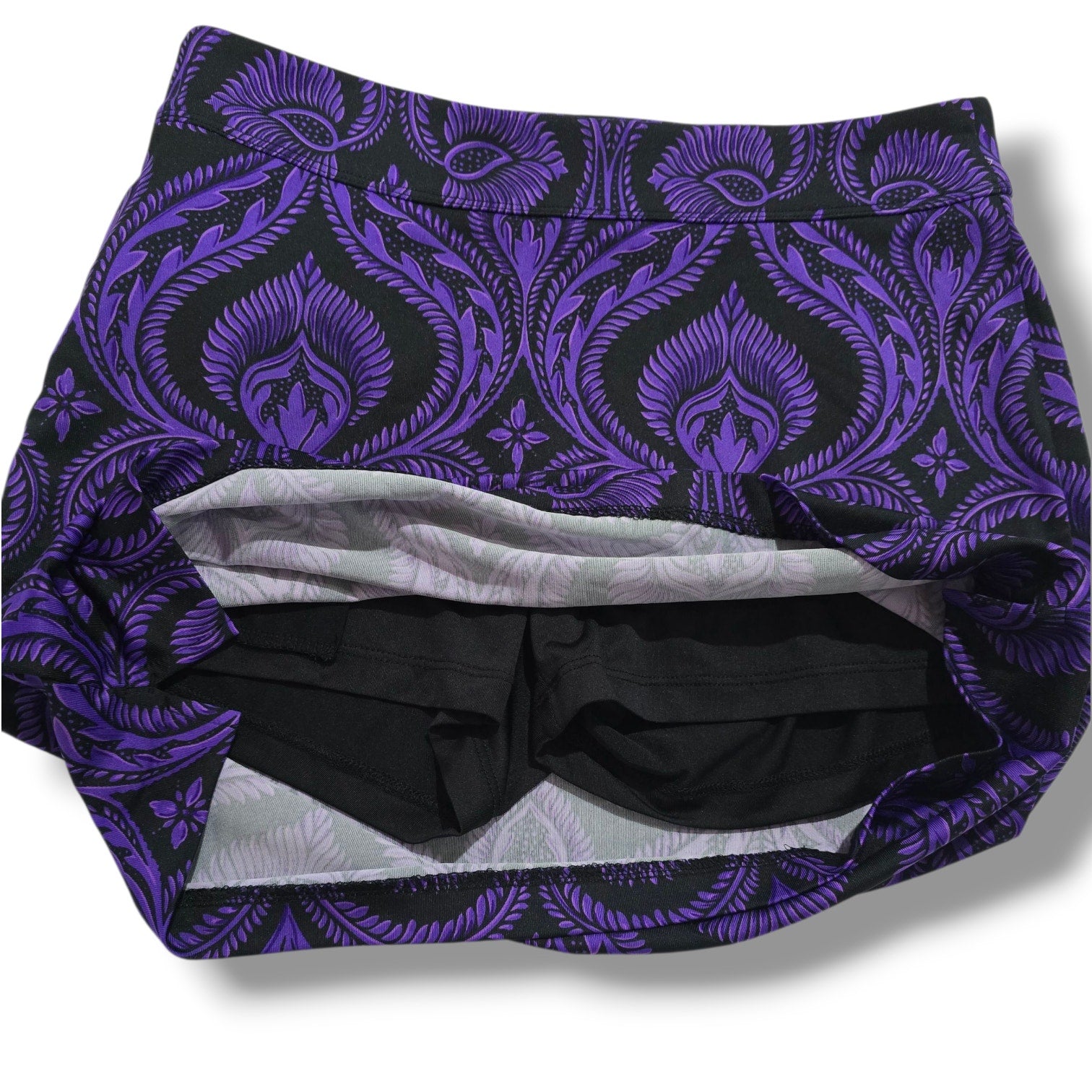 Gymshark Women’s Purple & Black Athletic Skort – Size XS
