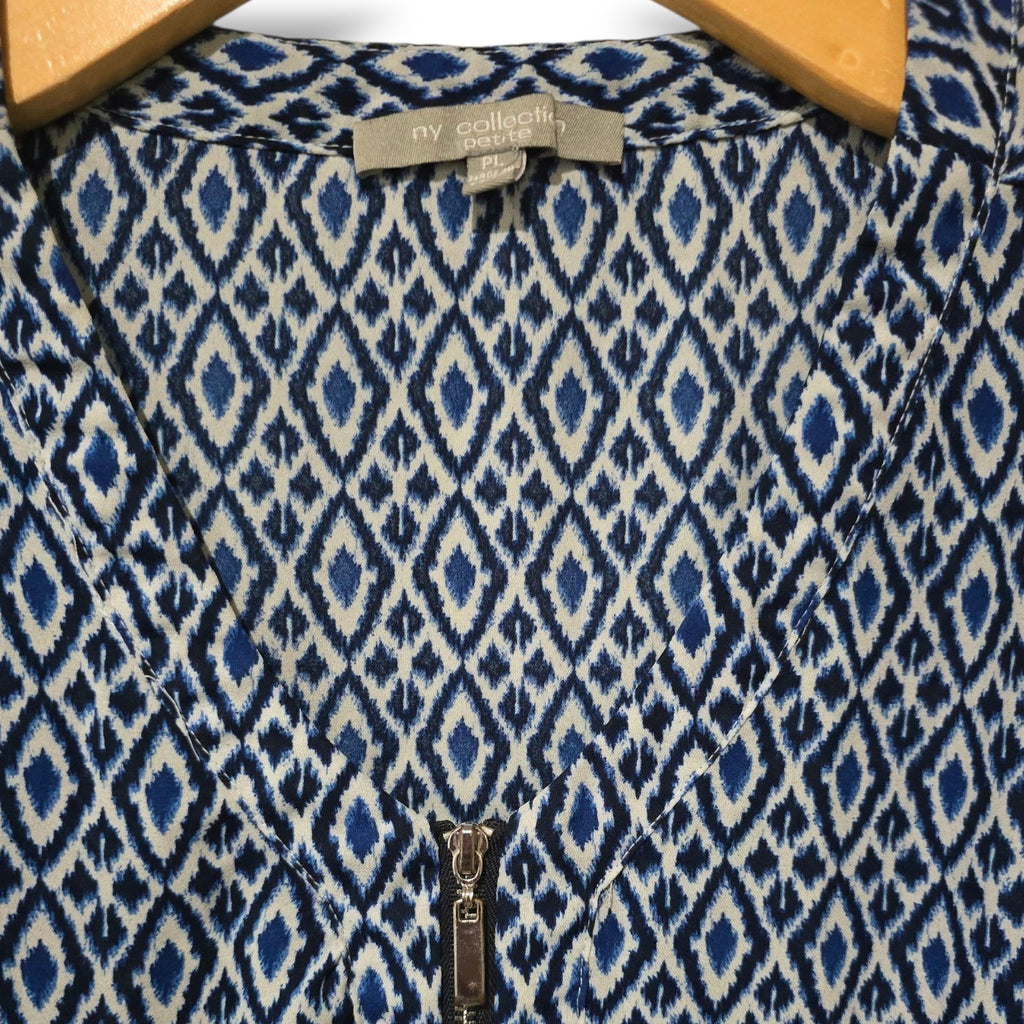 NY Collection Petite Blue Geometric Zip Front Blouse – PL, gently used