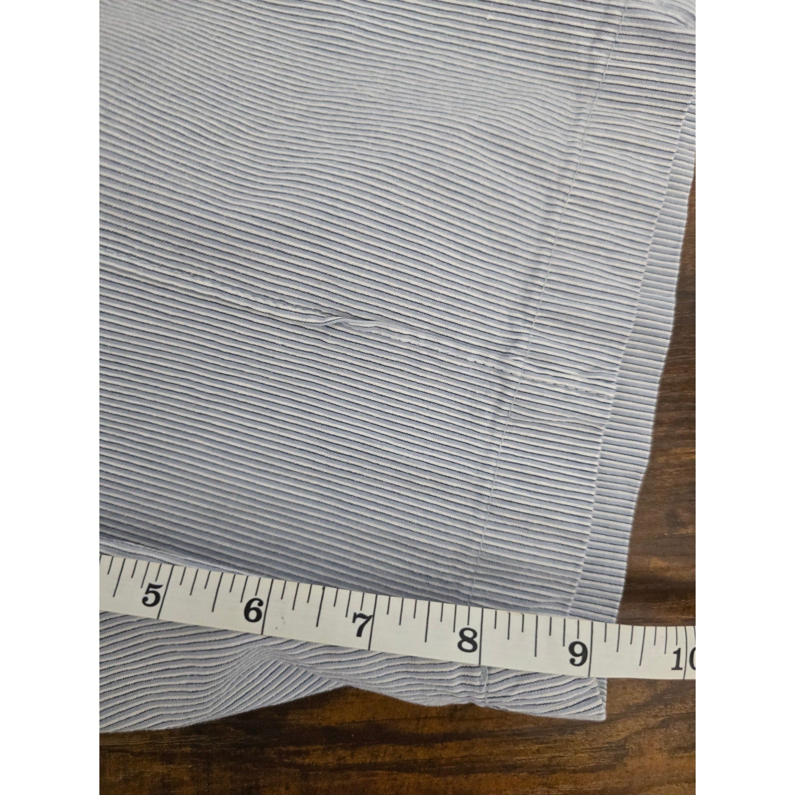 St. John's Bay Petite Size 12P Blue White Seersucker Striped Shorts