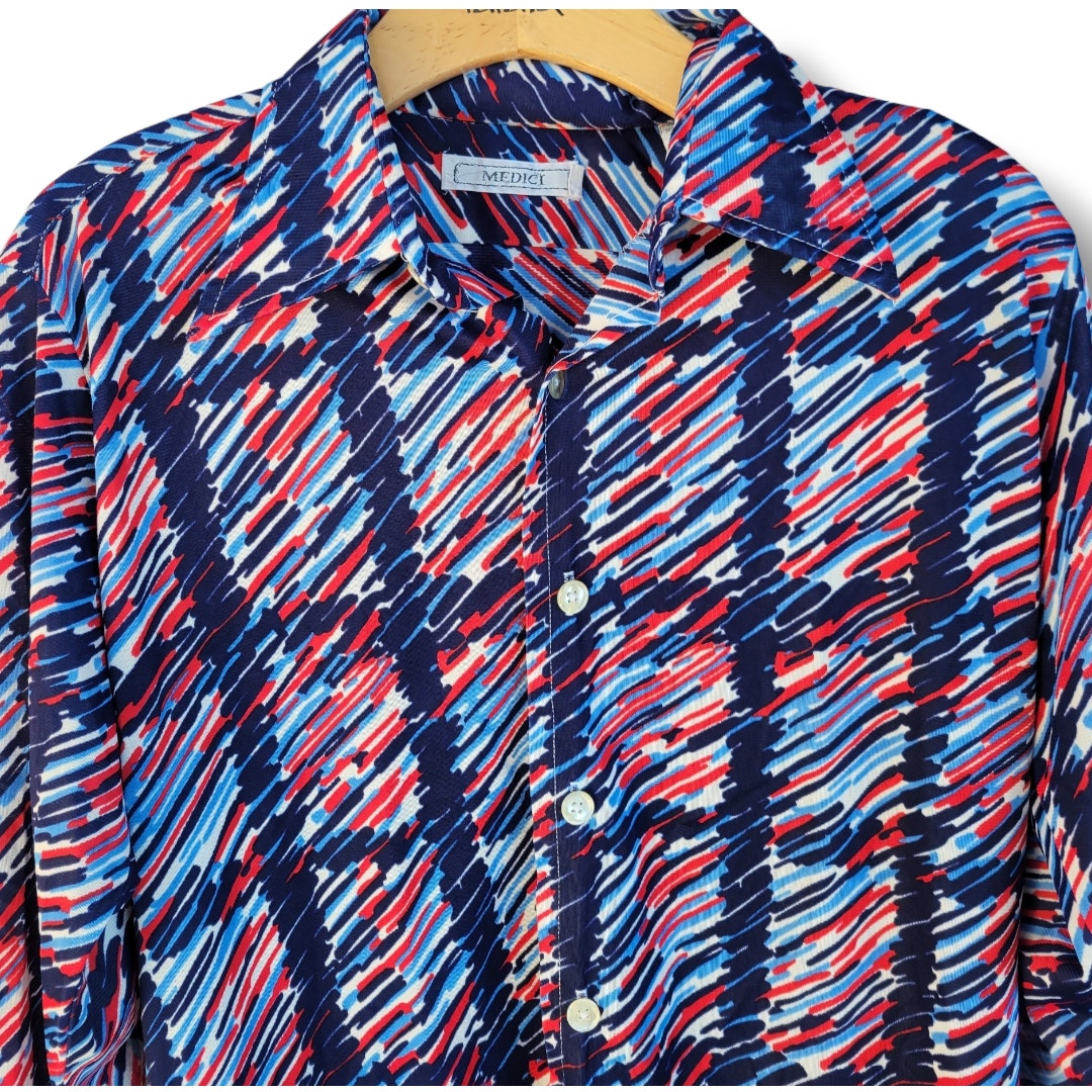 Medici Men’s Multi-Color Long Sleeve Button-Down Shirt – Medium