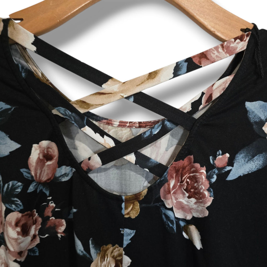 Iz Byer Women’s Floral Criss-Cross Back Long Sleeve Blouse Medium