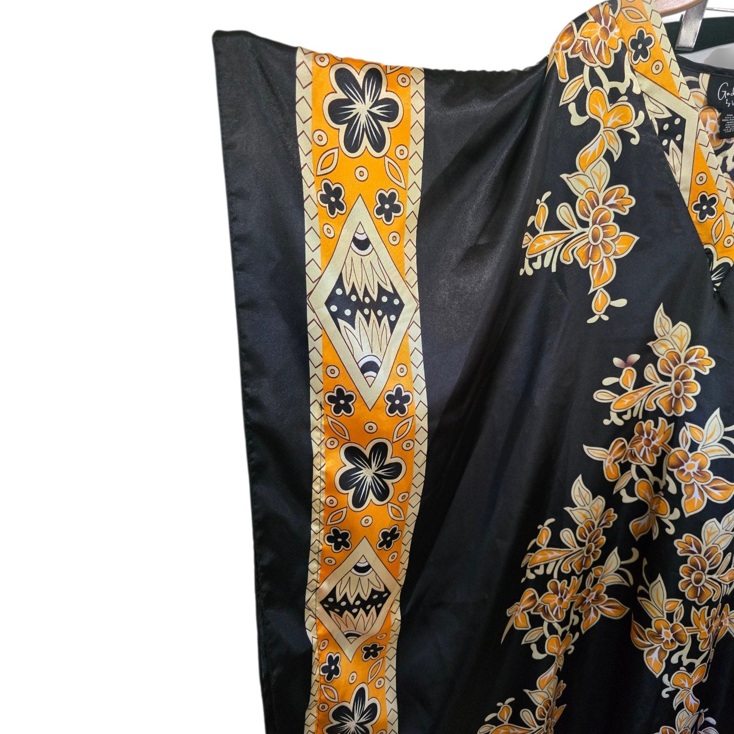 Goddess by Winlar Black & Gold Floral Satin Caftan Gown – One Size
