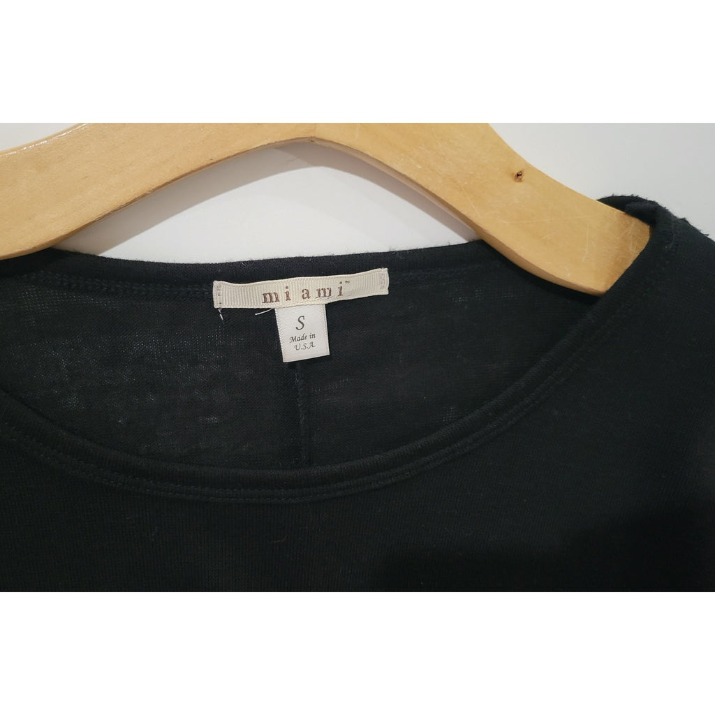 Mi Ami by Francesca’s Collection Black Fringe Poncho Blouse – Size Small
