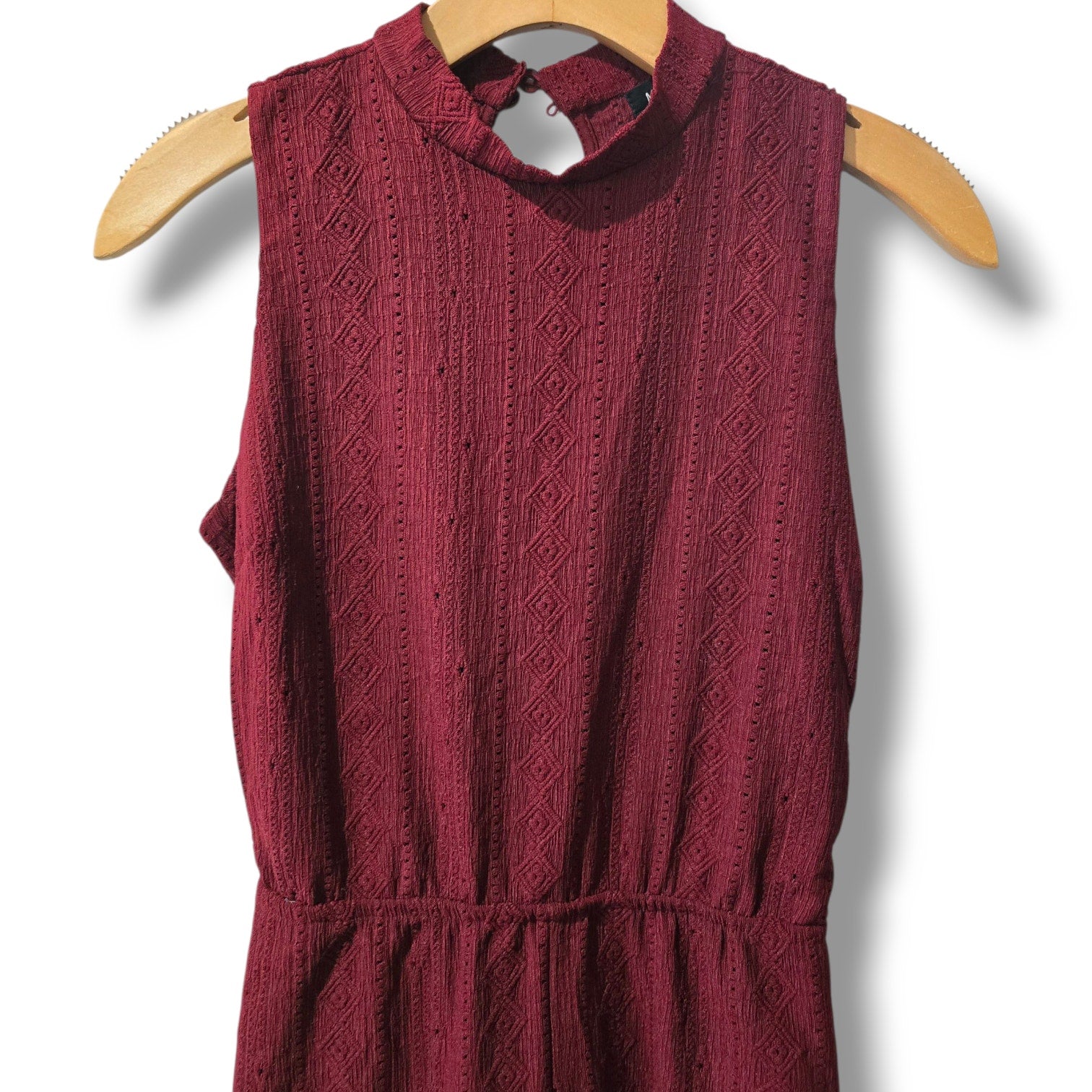 Max + Ash Burgundy Sleeveless Button-Back Lined Jumpsuit with Women’s Medium