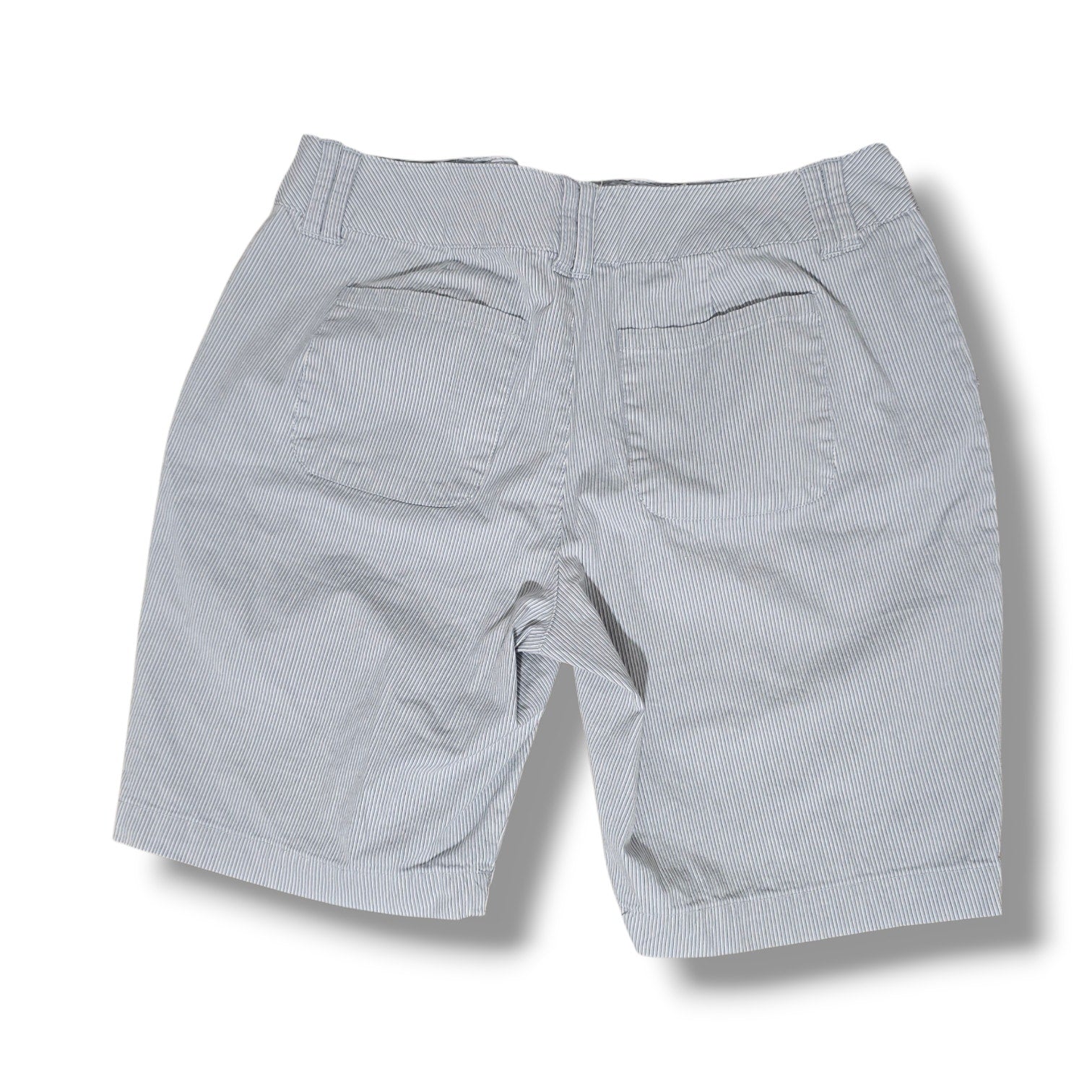 St. John's Bay Petite Size 12P Blue White Seersucker Striped Shorts