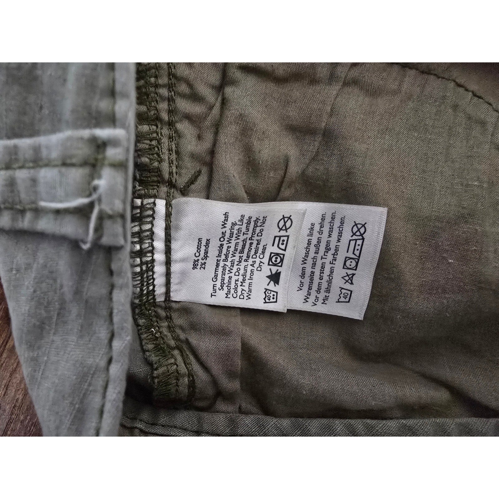 Eddie Bauer Women's Size 10 Specially Dyed Olive Green Cargo Outdoor Shorts