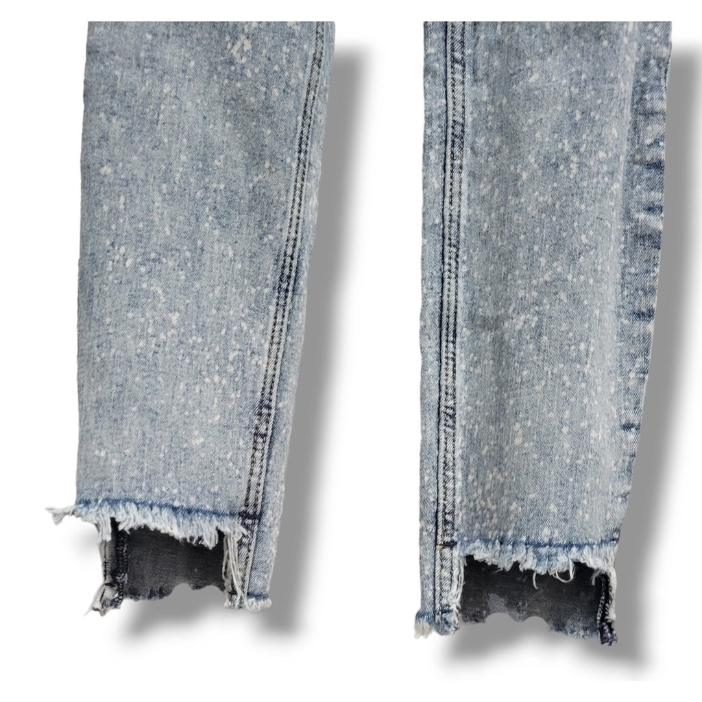 ZARA Trafaluc Acid Wash Skinny Jeans with Frayed Hem – Size 2