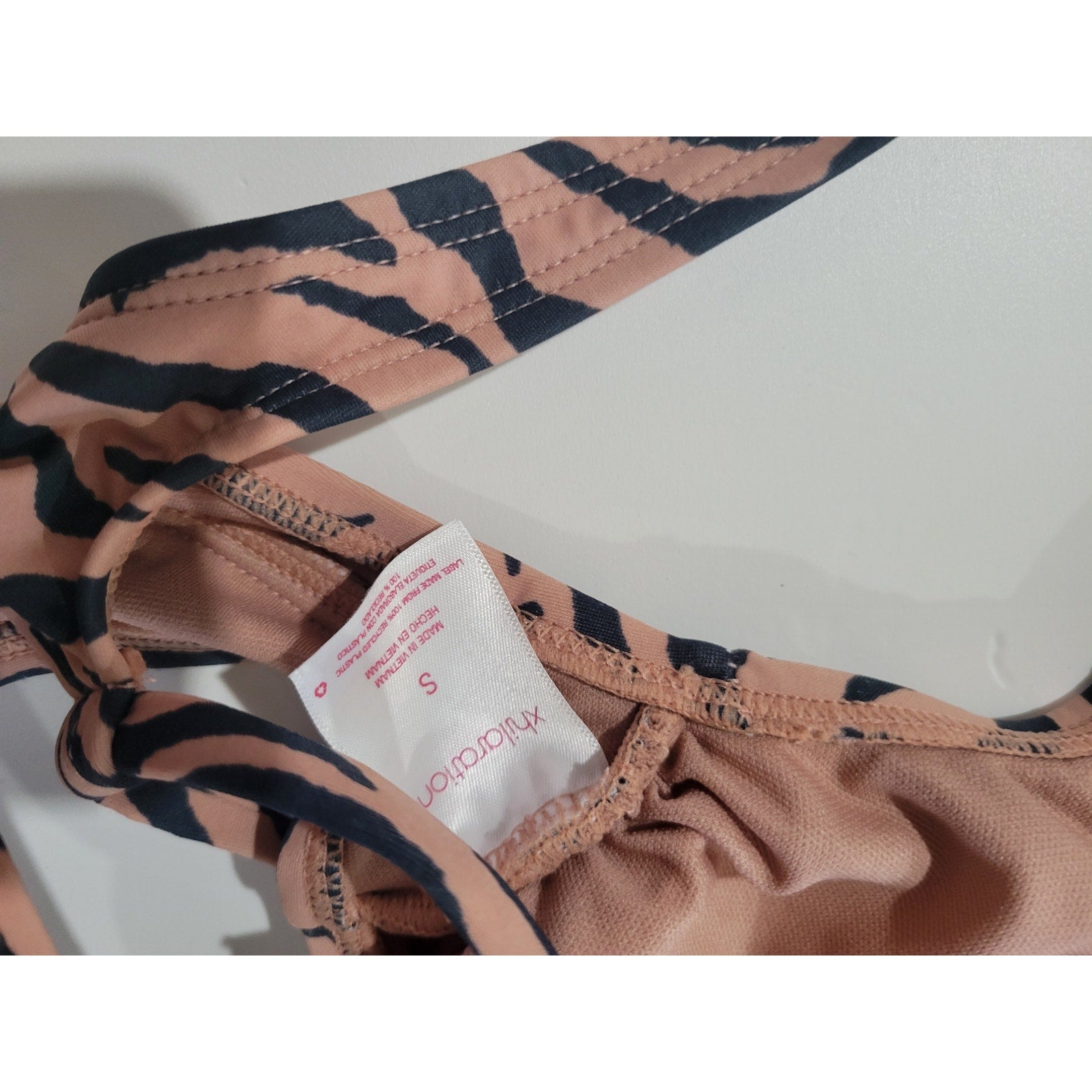 Xhilaration Juniors Pink Zebra Animal Print Bikini Swim Top – Size Small