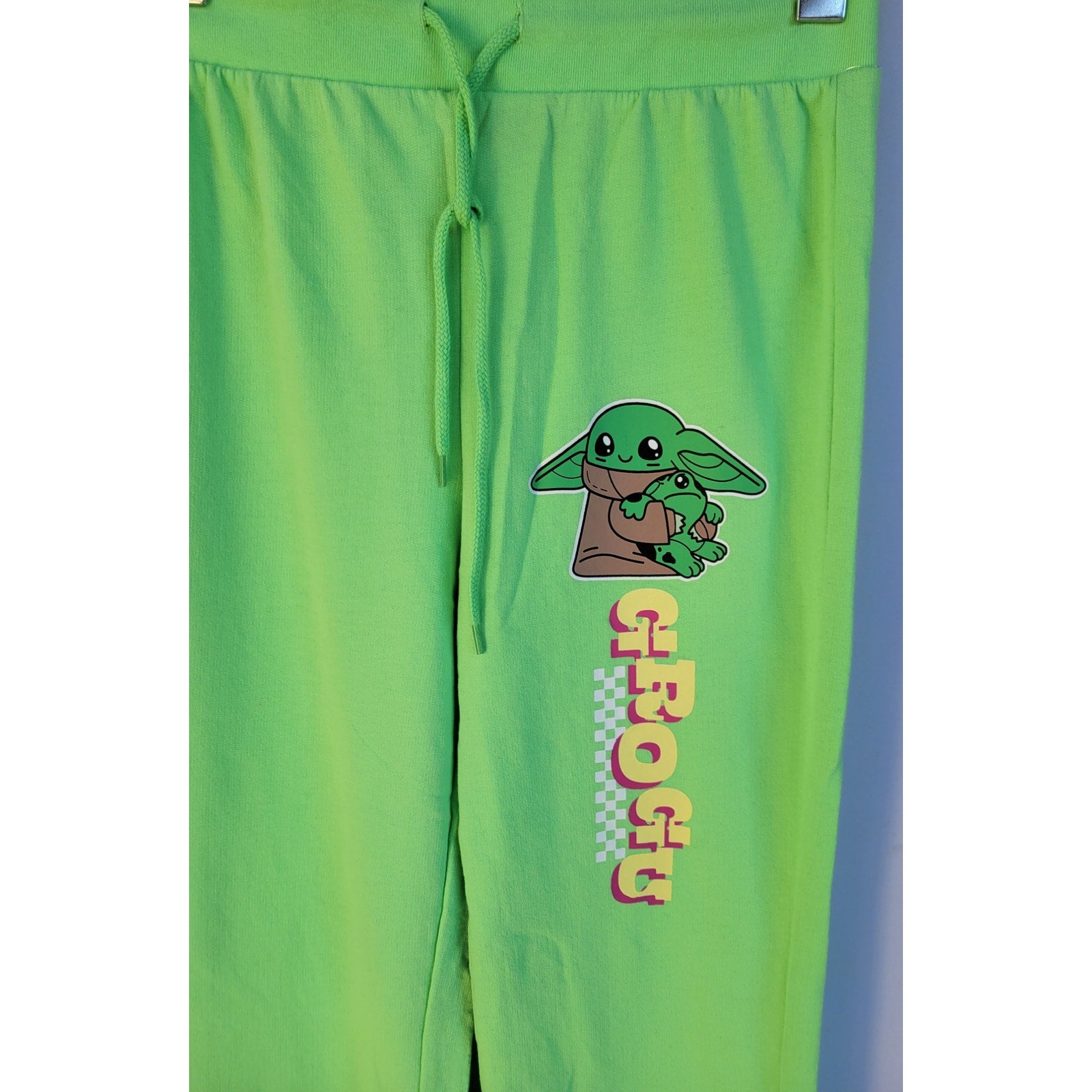 Disney Star Wars Women’s Grogu Baby Yoda Green Loungewear Pants – XS