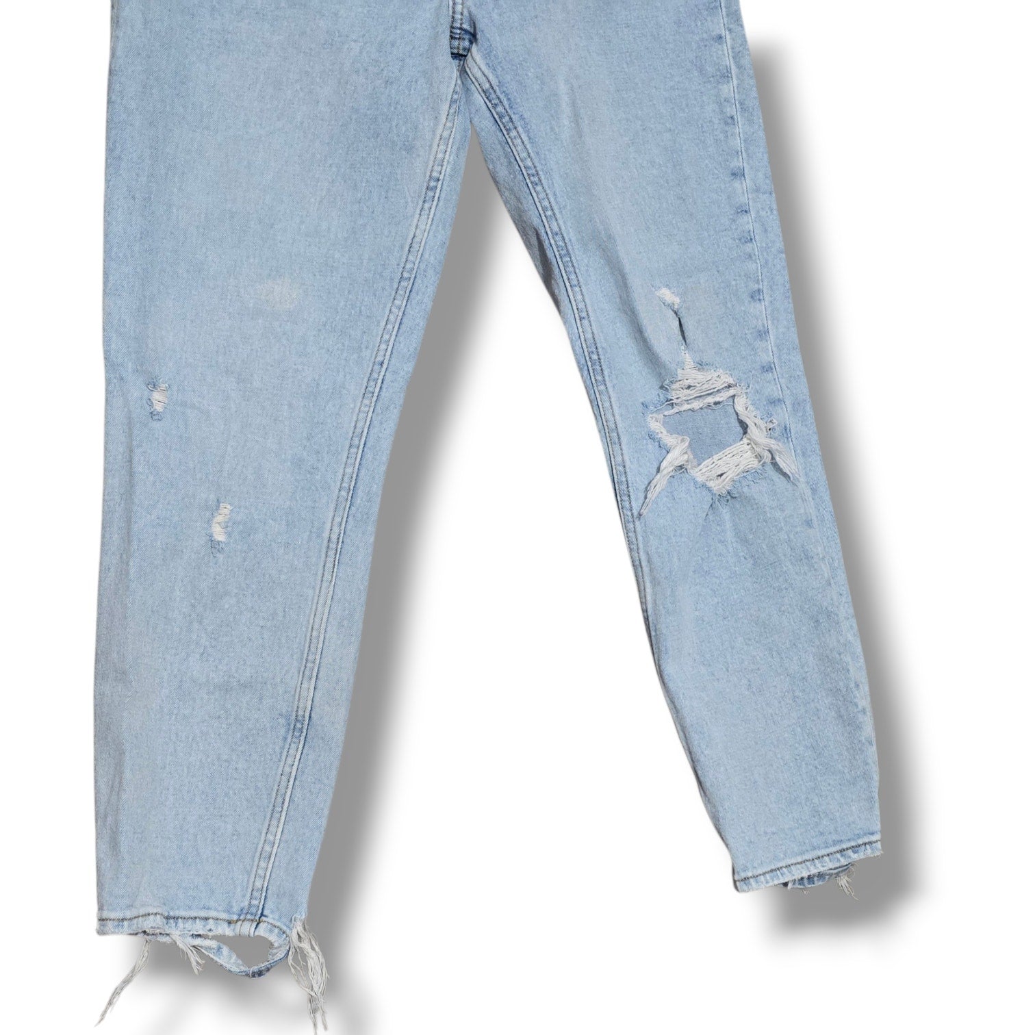 Abercrombie & Fitch Curve Love Mom High Rise Distressed Light Wash Jeans 26/2