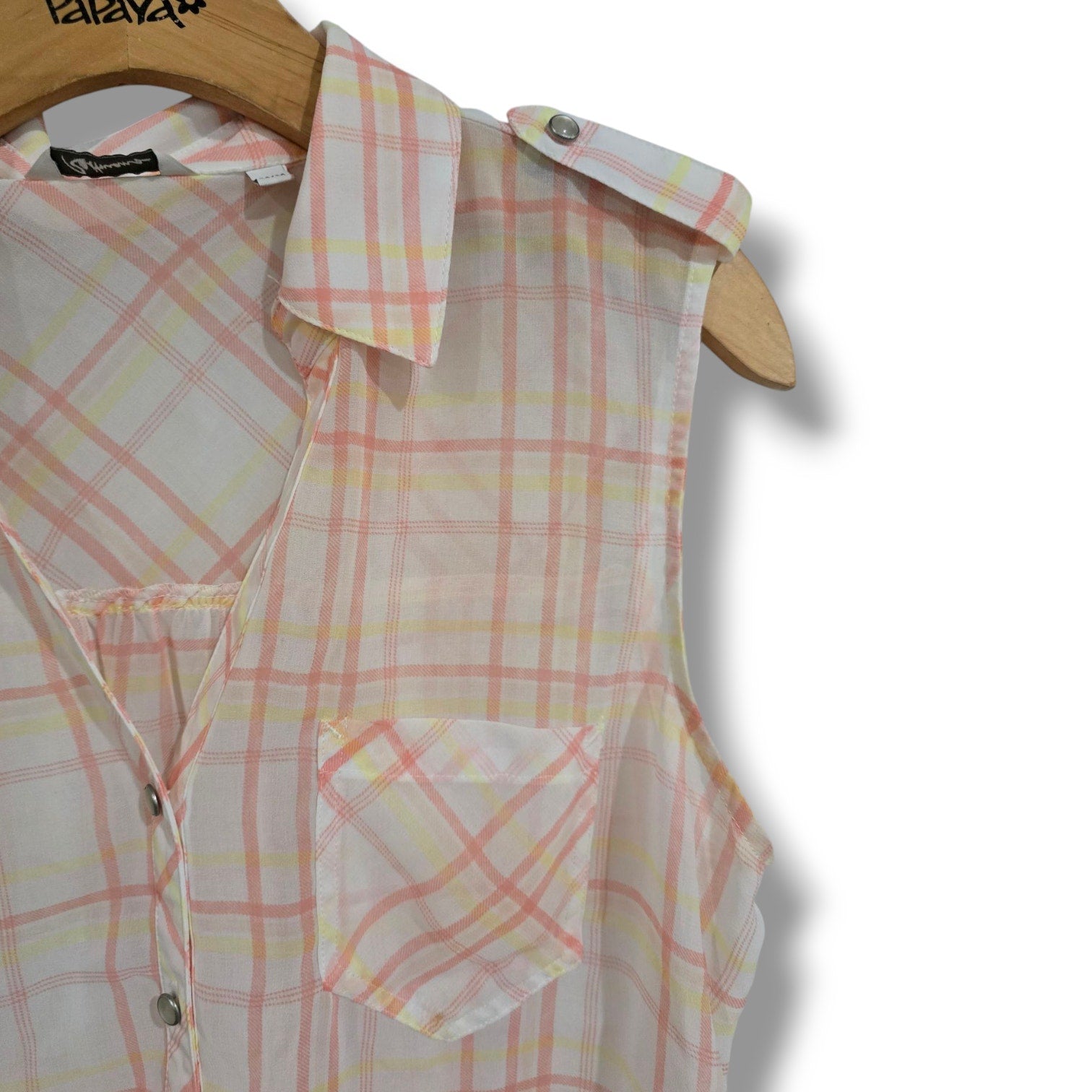 Reitmans Women's Multicolor Sleeveless Plaid Tie-Front Button Blouse Semi-Sheer