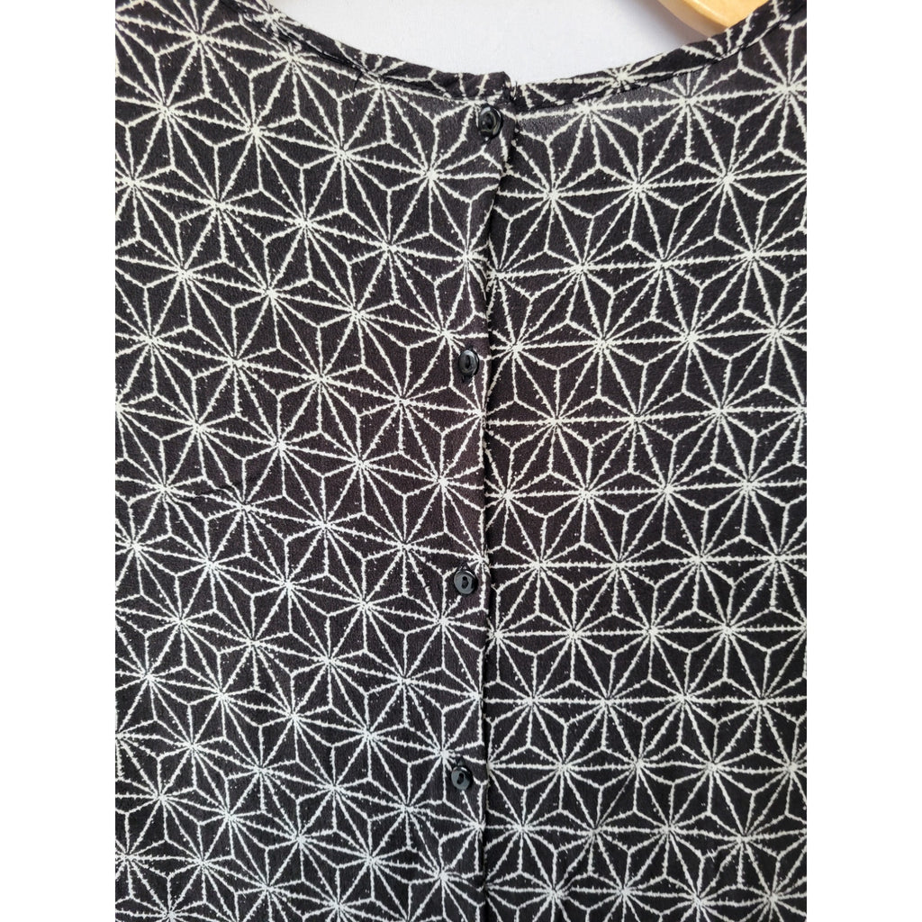 H&M Women’s Black Star Print long sleeve button back Blouse - sz 2