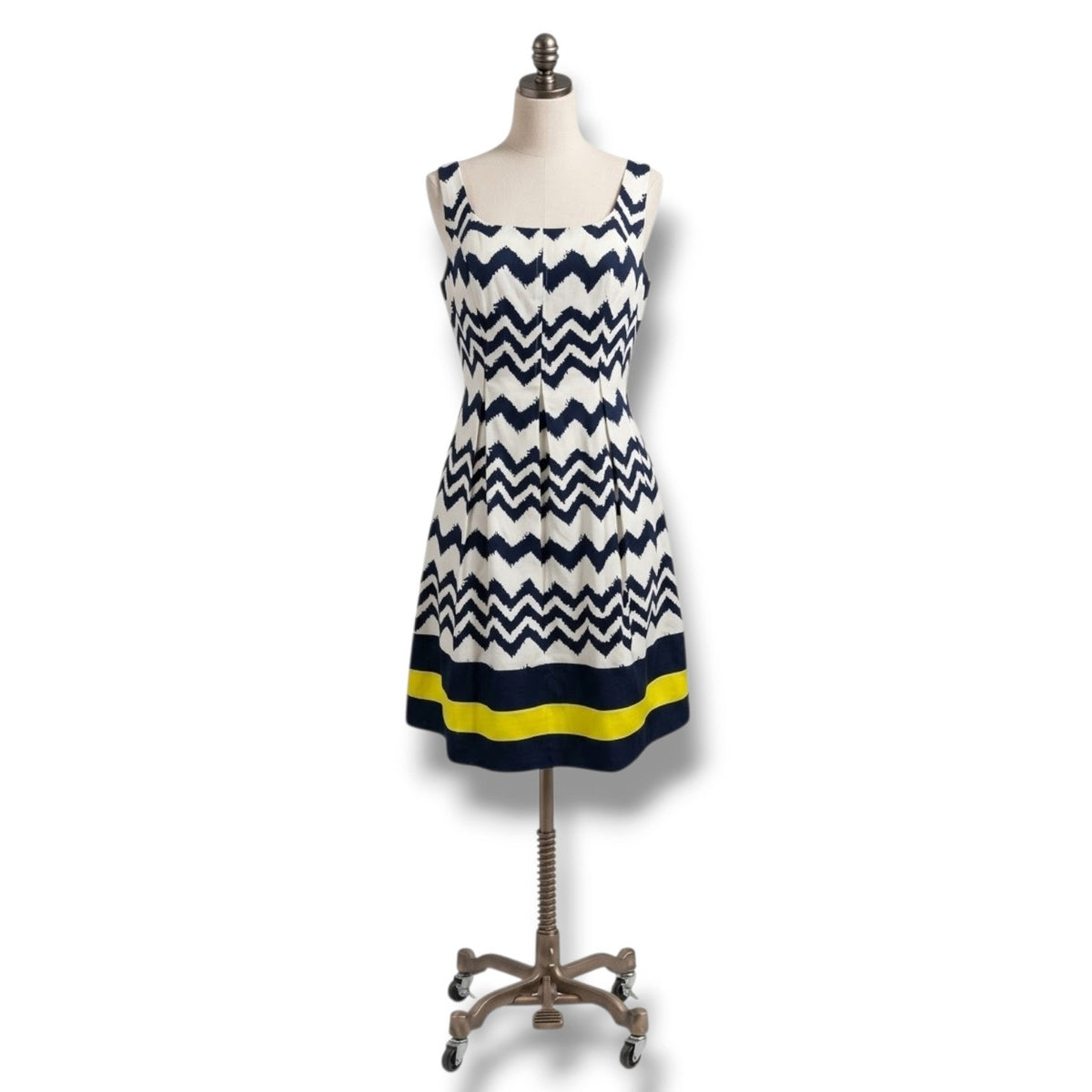 Jones Studio Navy White Chevron Fit & Flare Dress – Size 8, Lined, Zip Back, New