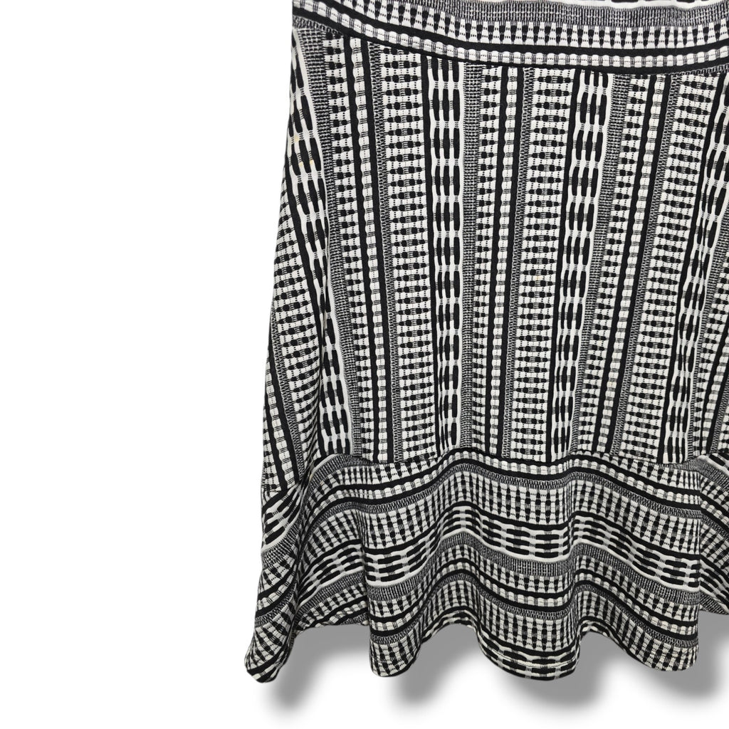 LOFT Women's Size 6 Black White Geometric Textured Knit Fit & Flare Dress