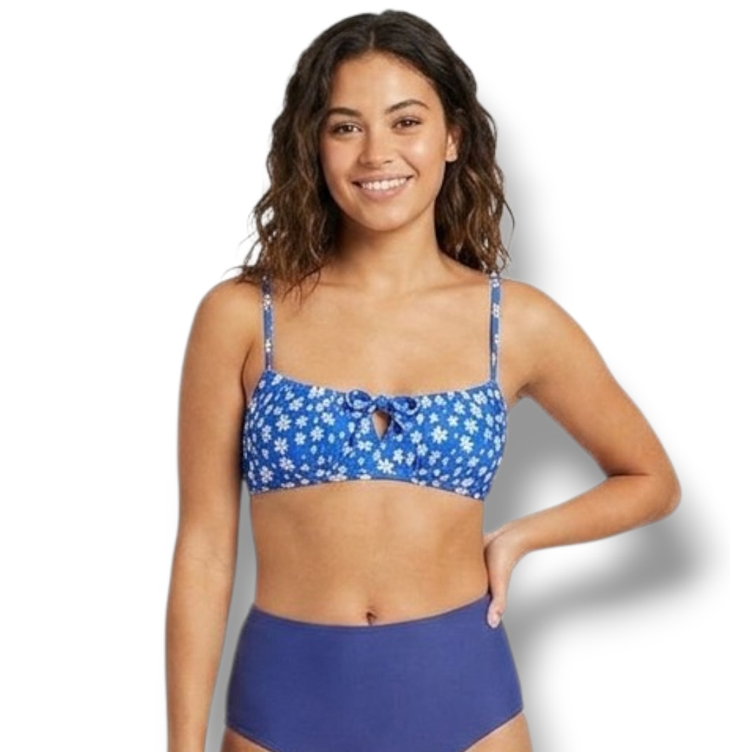 Xhilaration Juniors’ Blue Daisy Floral Bralette Bikini Top – Size Large